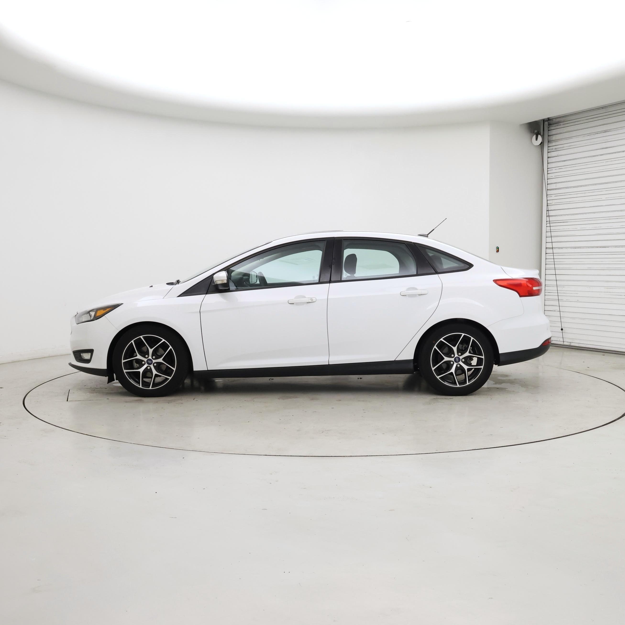 Thumbnail: 2018 Ford Focus - 3