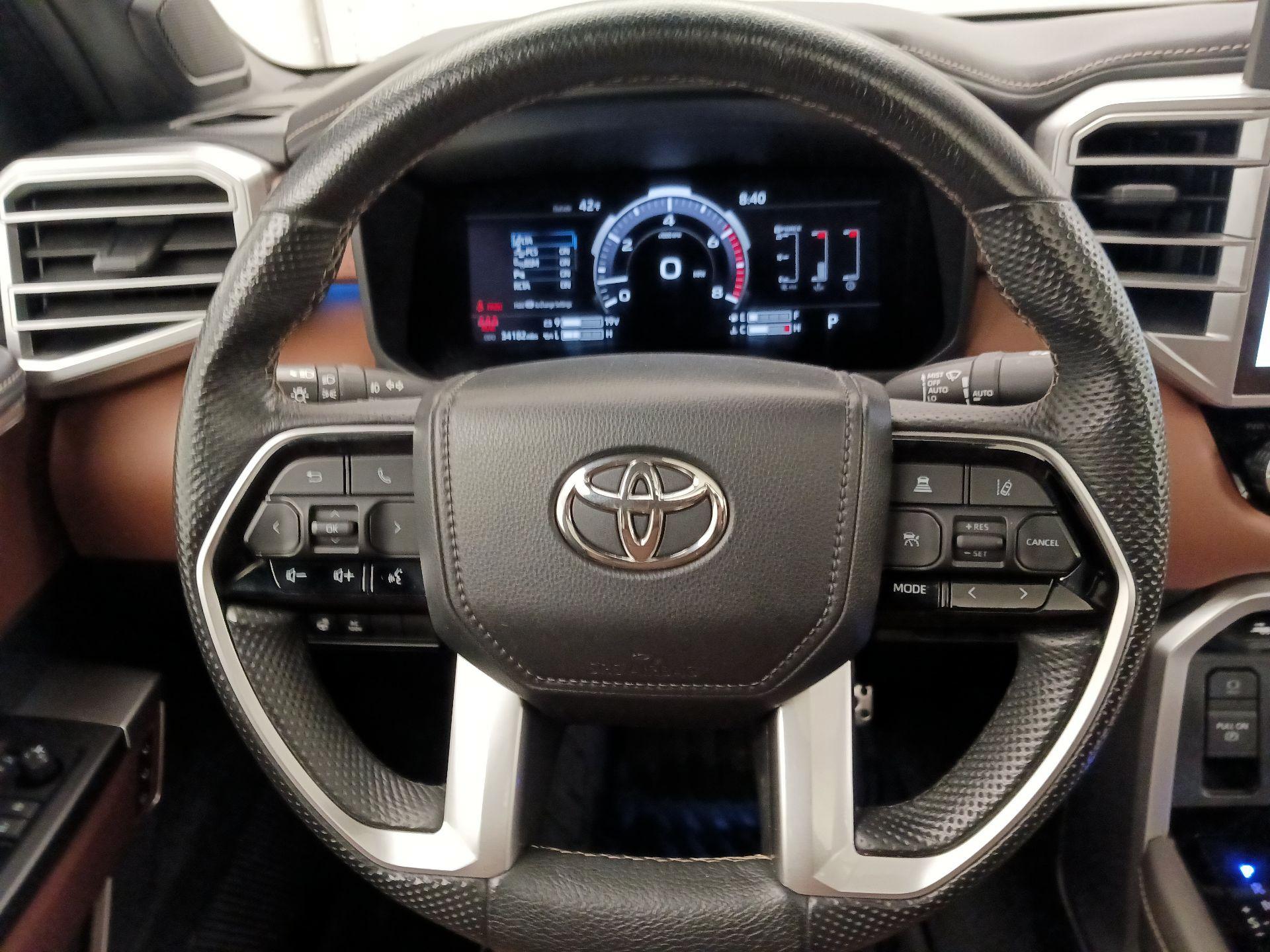 Thumbnail: 2023 Toyota Tundra - 10