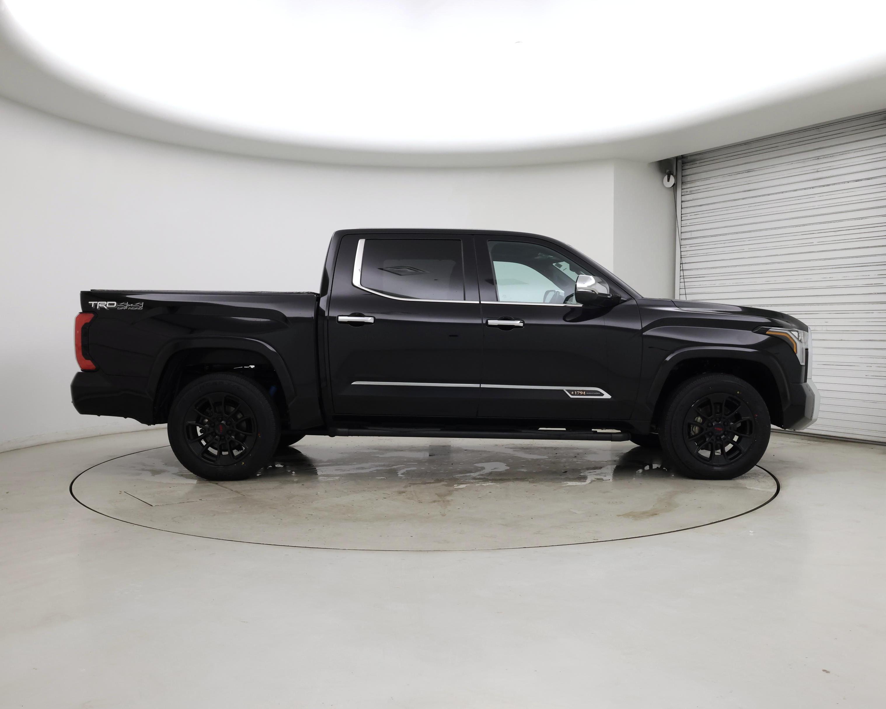 Thumbnail: 2023 Toyota Tundra - 7