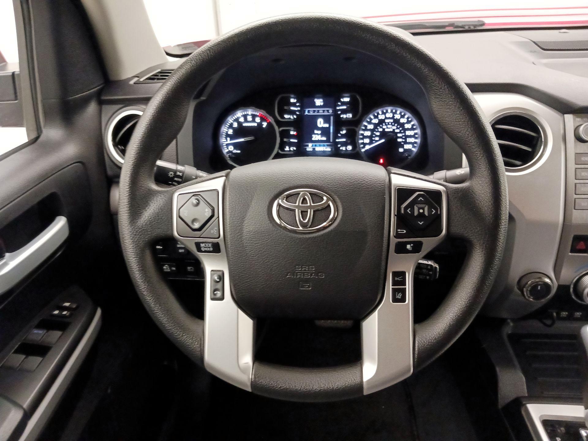 Thumbnail: 2021 Toyota Tundra - 10