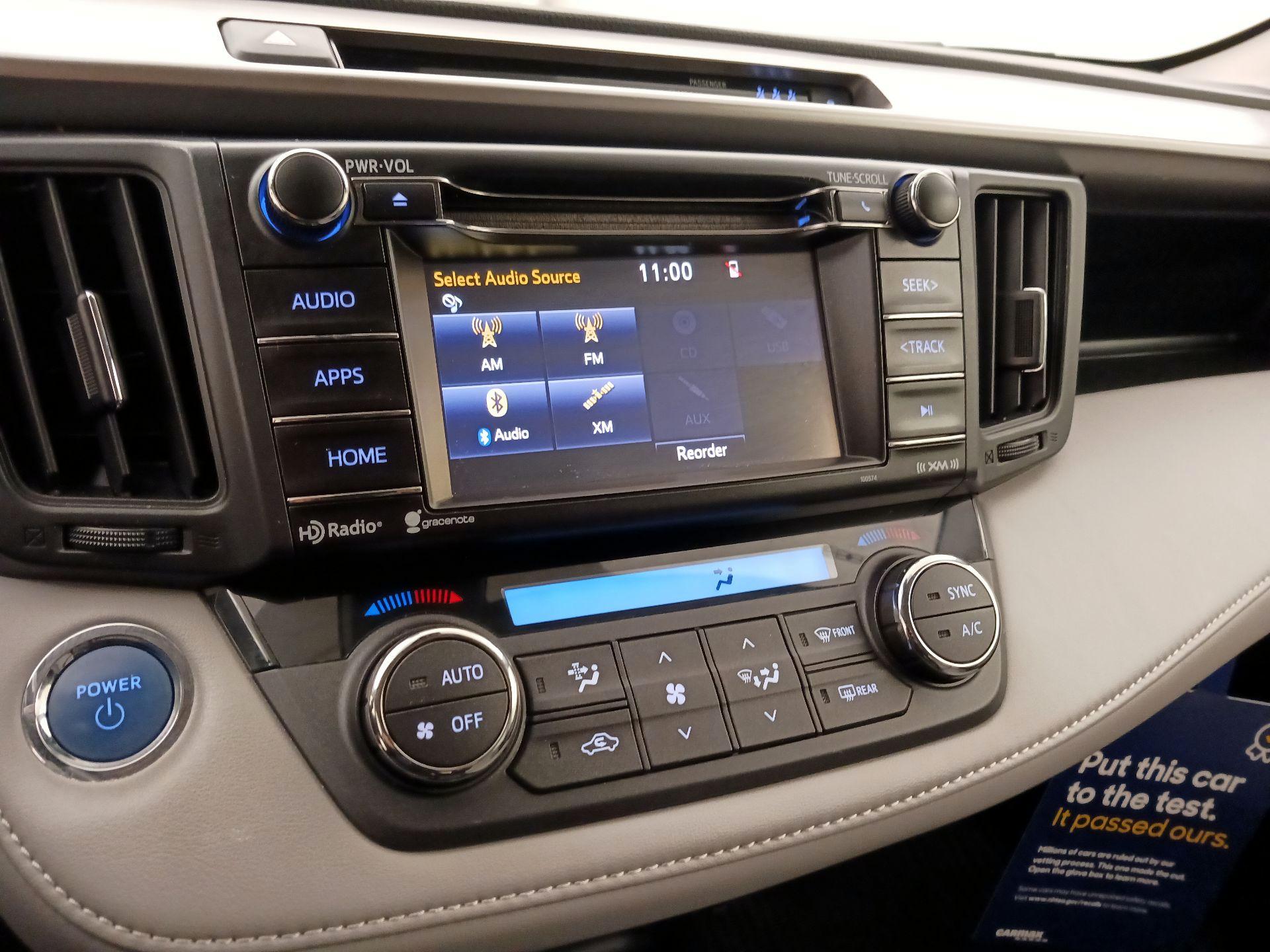 Thumbnail: 2017 Toyota RAV4 - 16