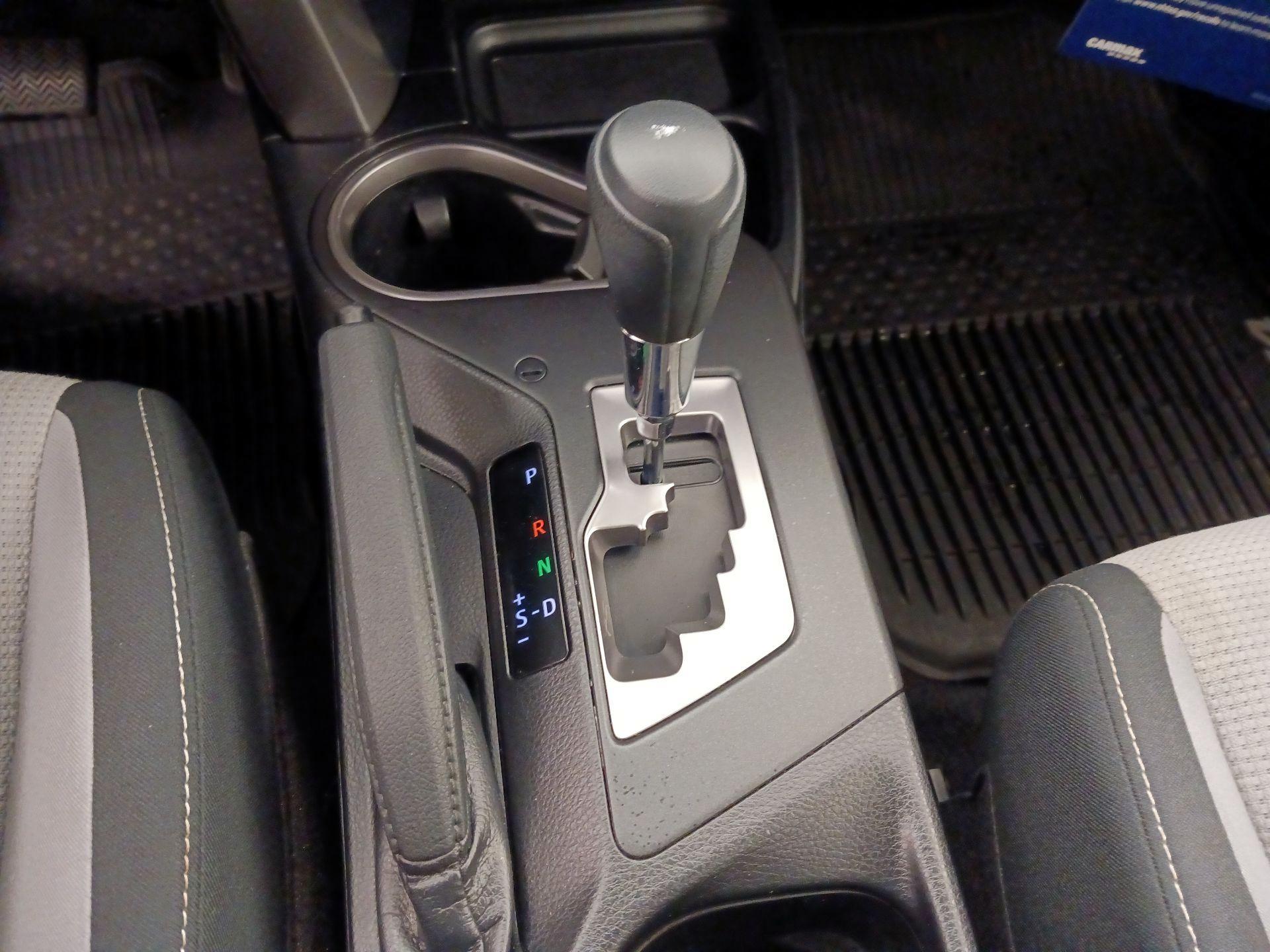Thumbnail: 2017 Toyota RAV4 - 17