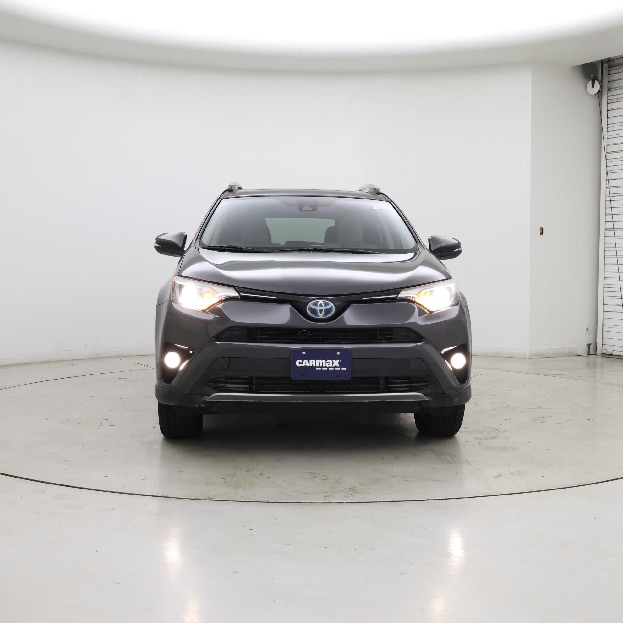 Thumbnail: 2017 Toyota RAV4 - 5