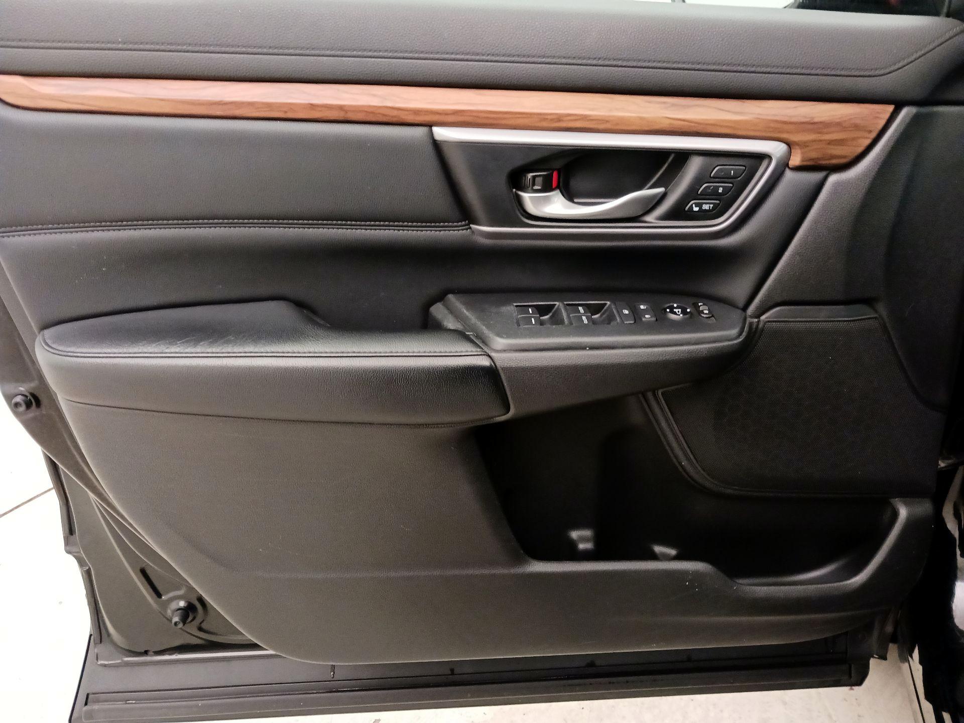 Thumbnail: 2017 Honda CR-V - 12