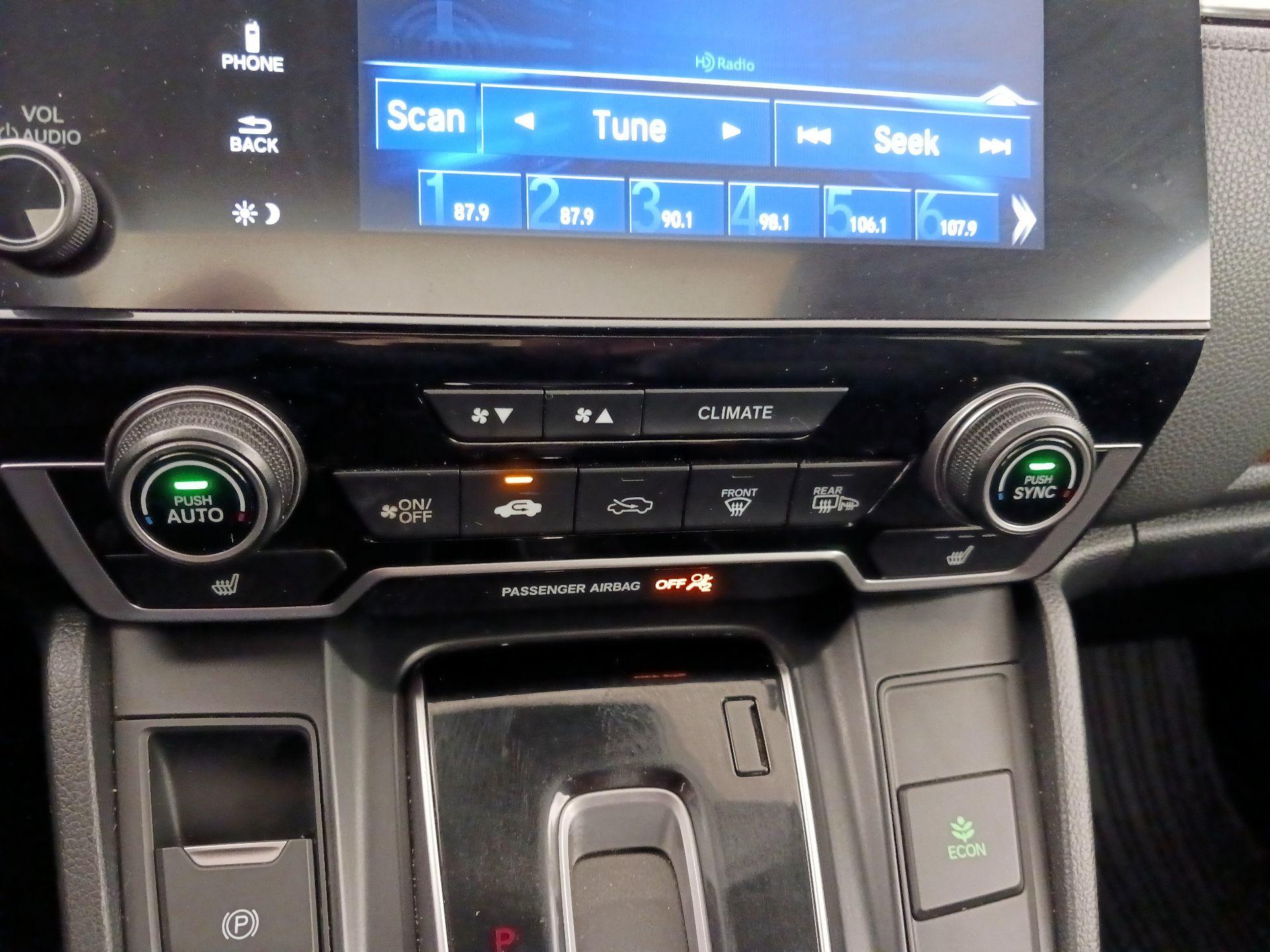 Thumbnail: 2017 Honda CR-V - 16