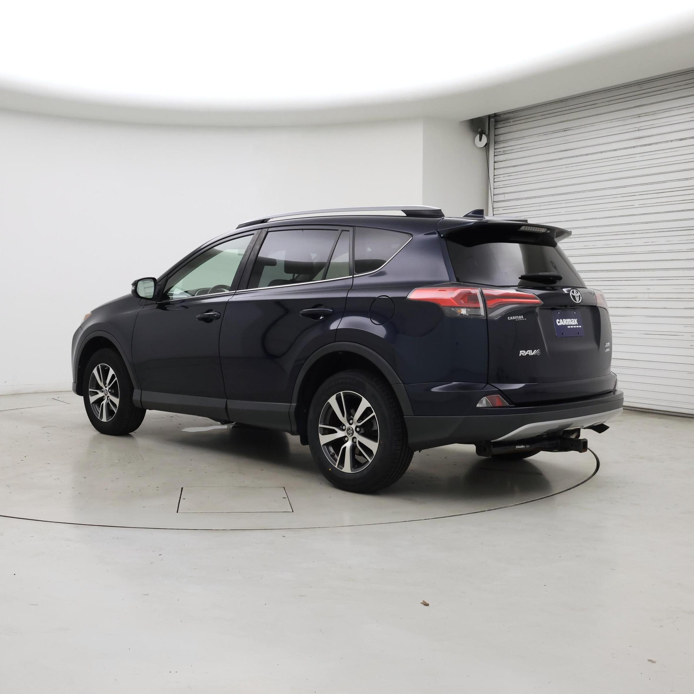 Thumbnail: 2018 Toyota RAV4 - 2