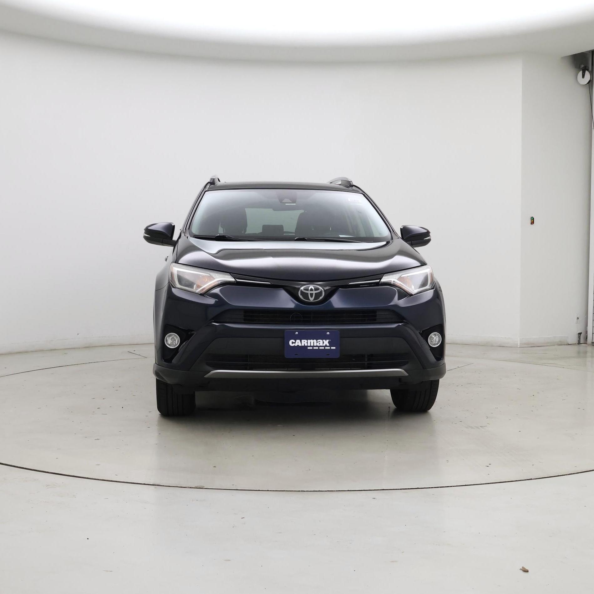 Thumbnail: 2018 Toyota RAV4 - 5
