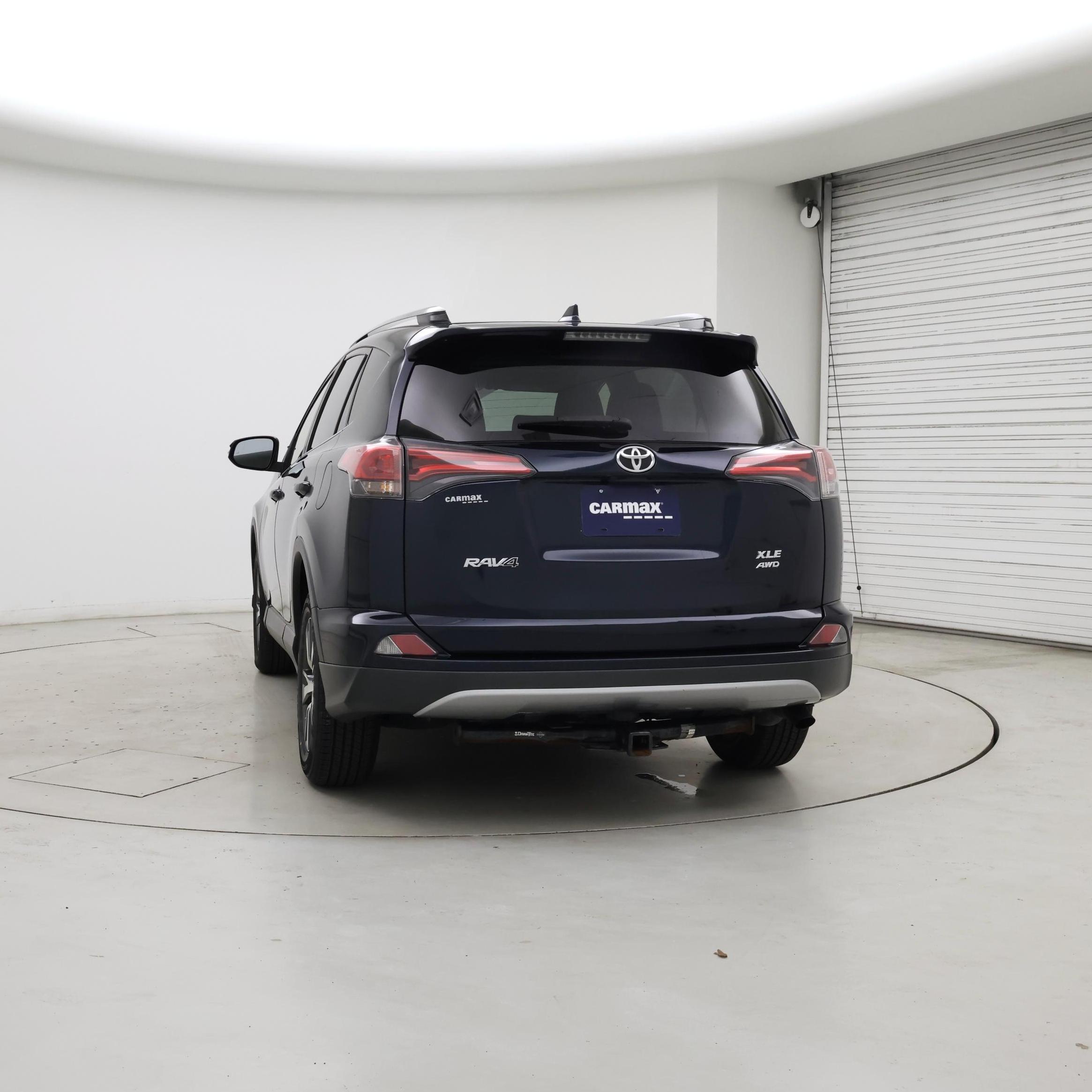 Thumbnail: 2018 Toyota RAV4 - 6