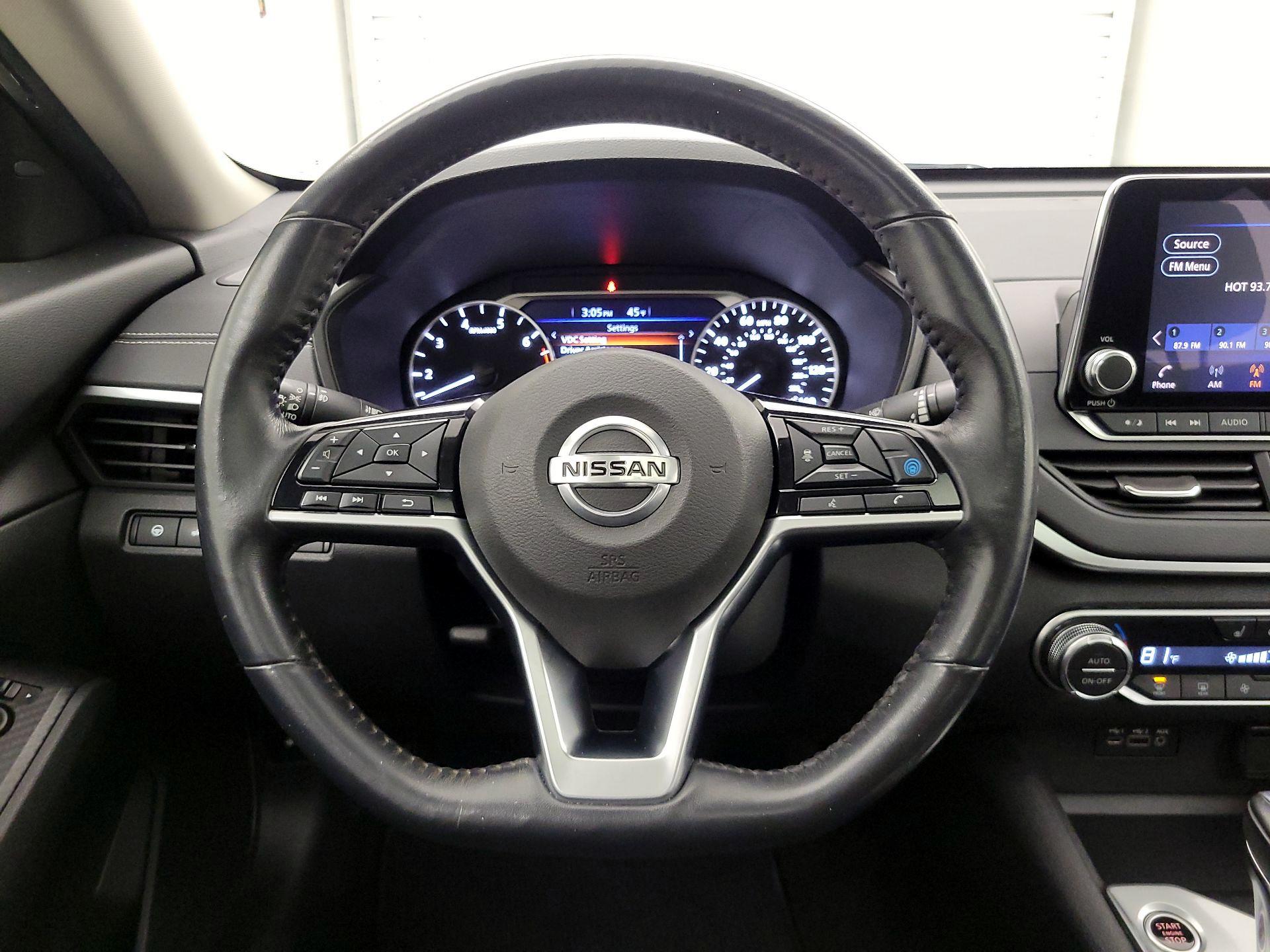 Thumbnail: 2019 Nissan Altima - 10