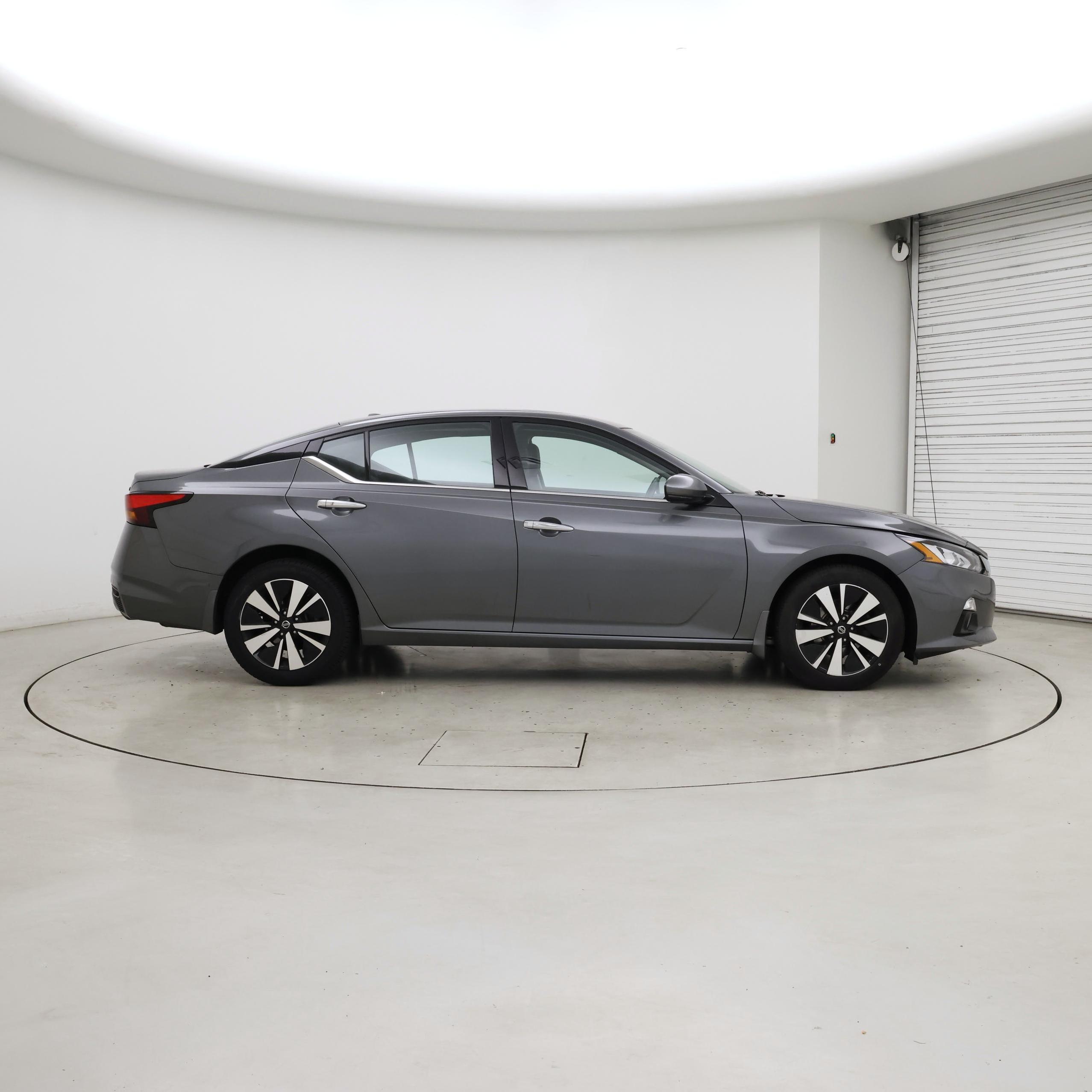 Thumbnail: 2019 Nissan Altima - 7