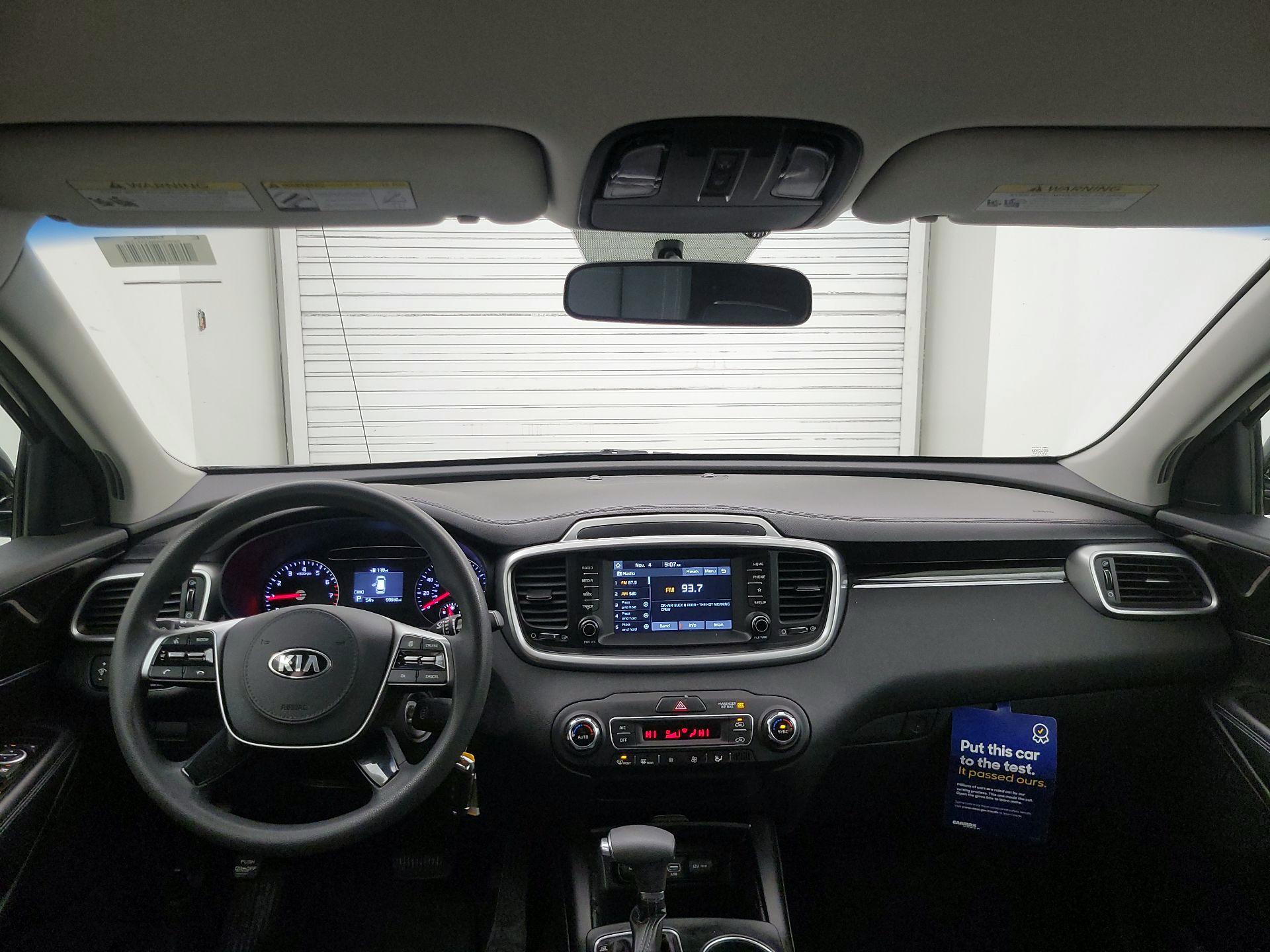 Thumbnail: 2019 Kia Sorento - 9