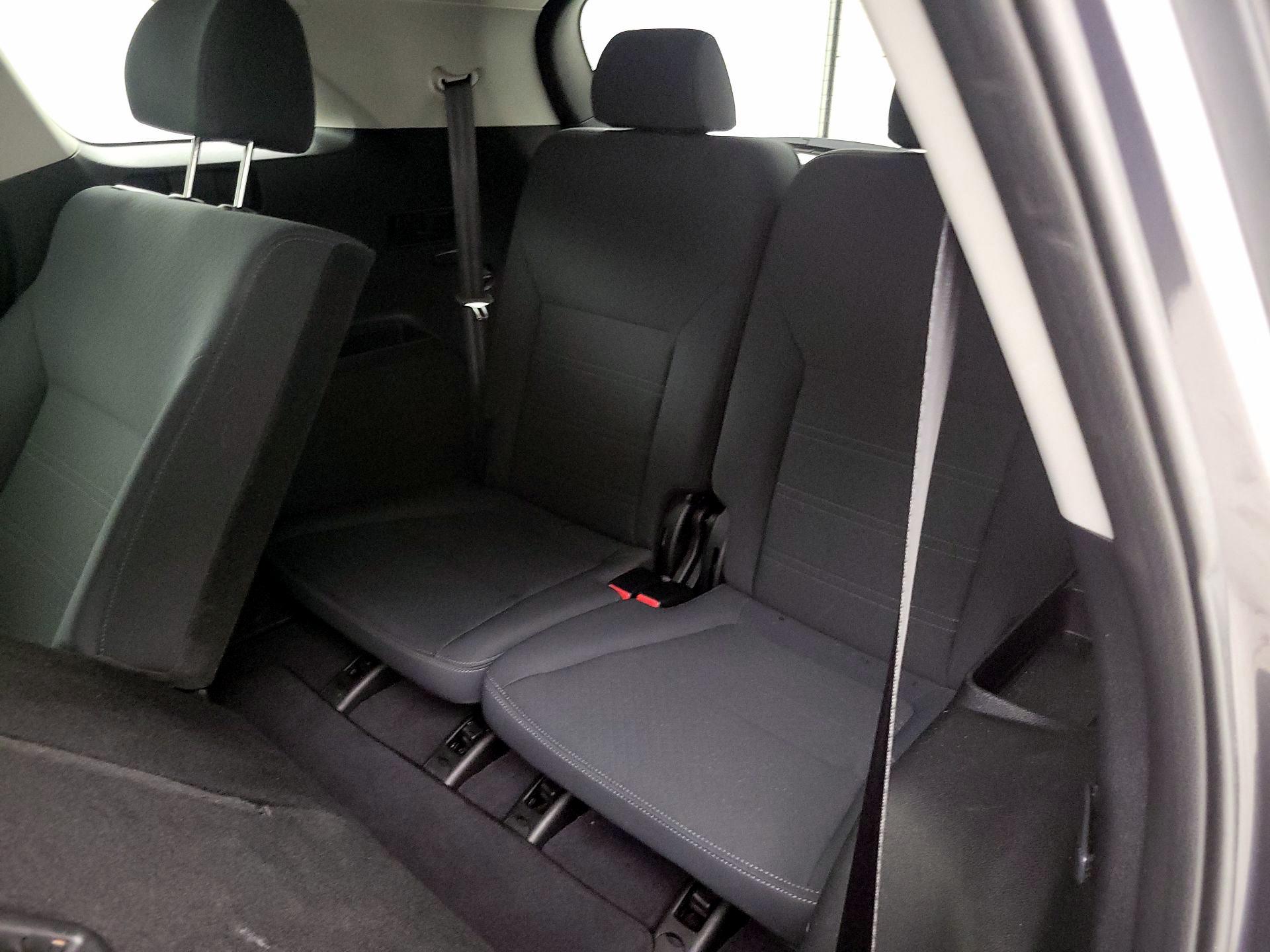 Thumbnail: 2019 Kia Sorento - 20