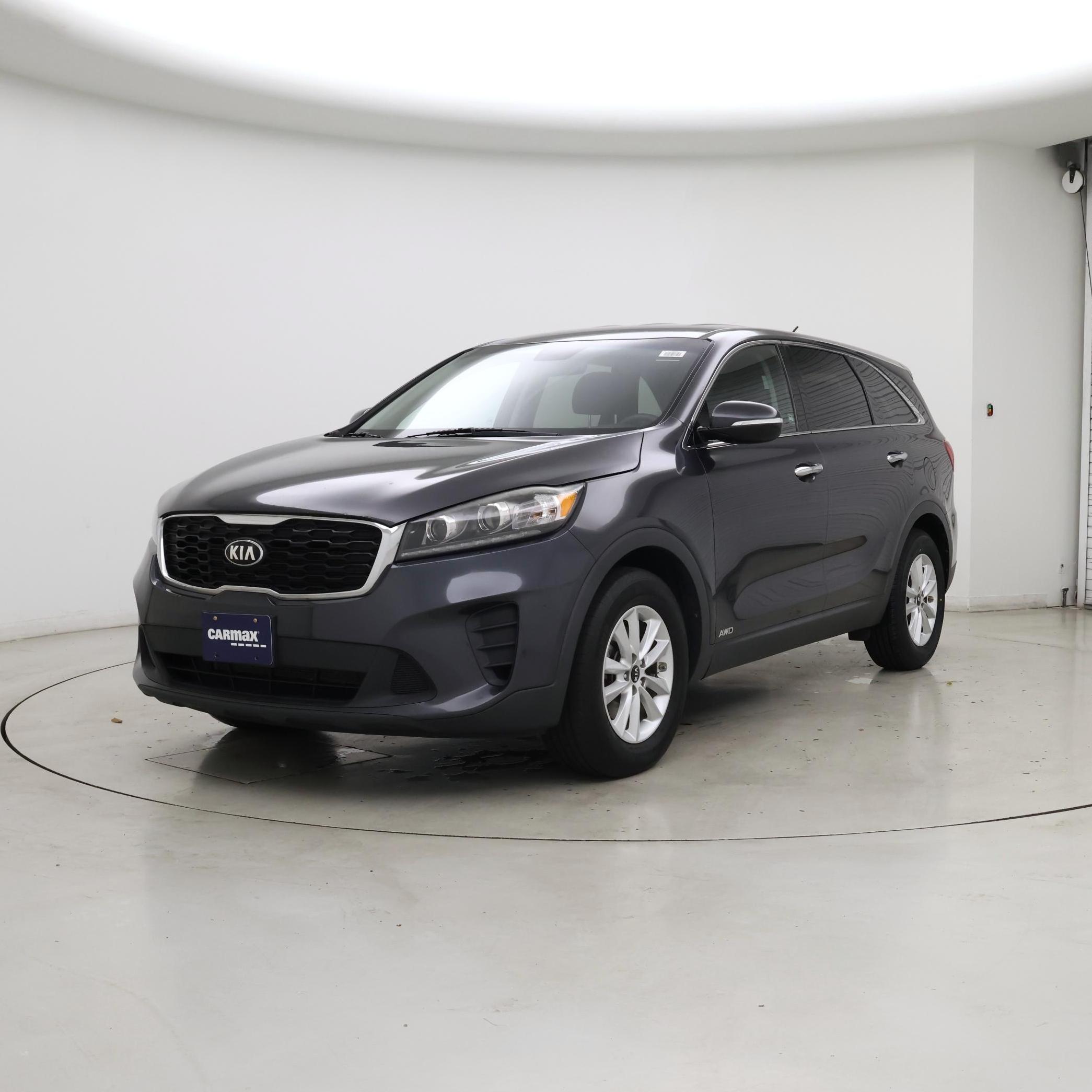 Thumbnail: 2019 Kia Sorento - 4
