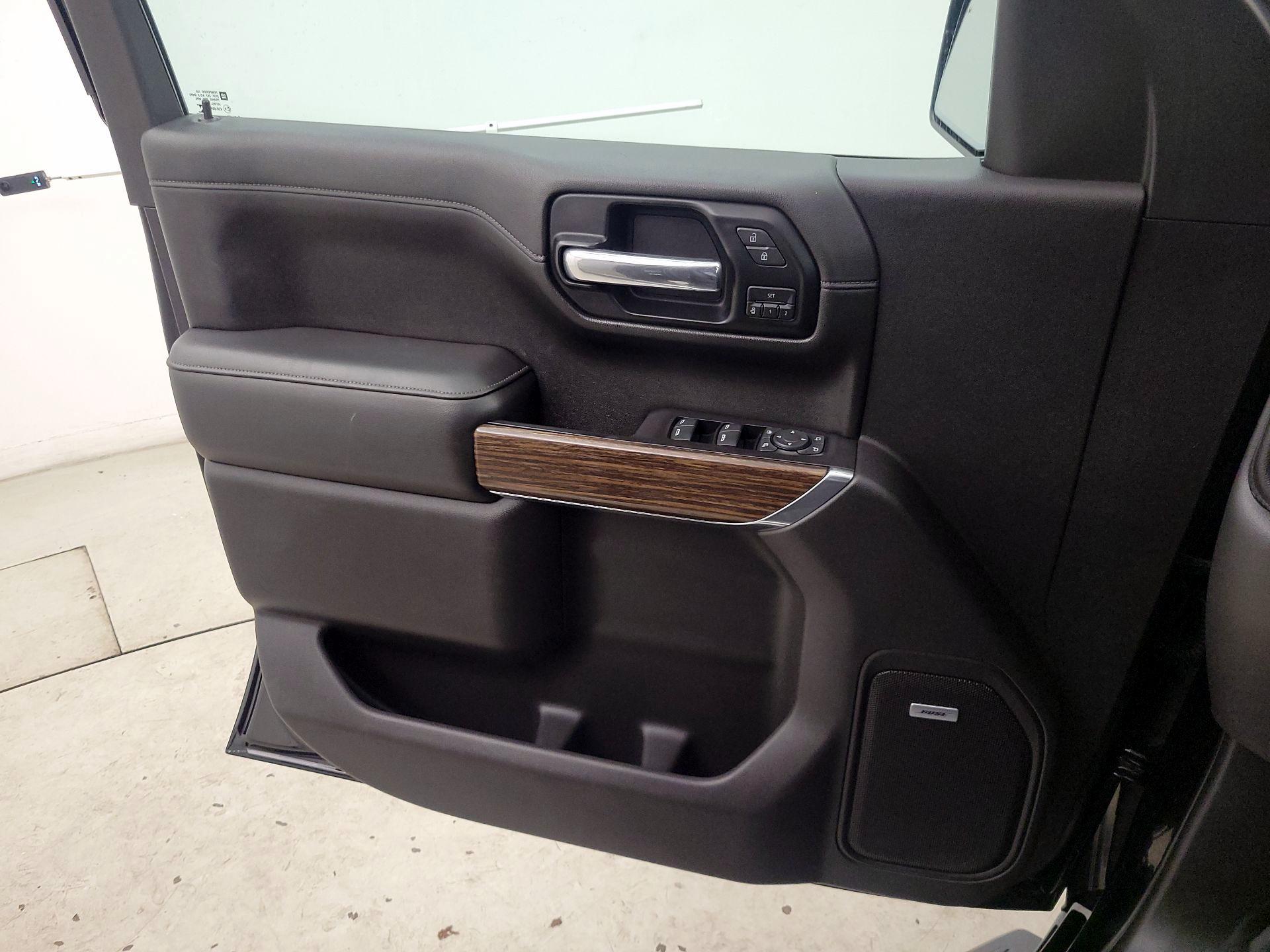 Thumbnail: 2019 Chevrolet Silverado 1500 - 12