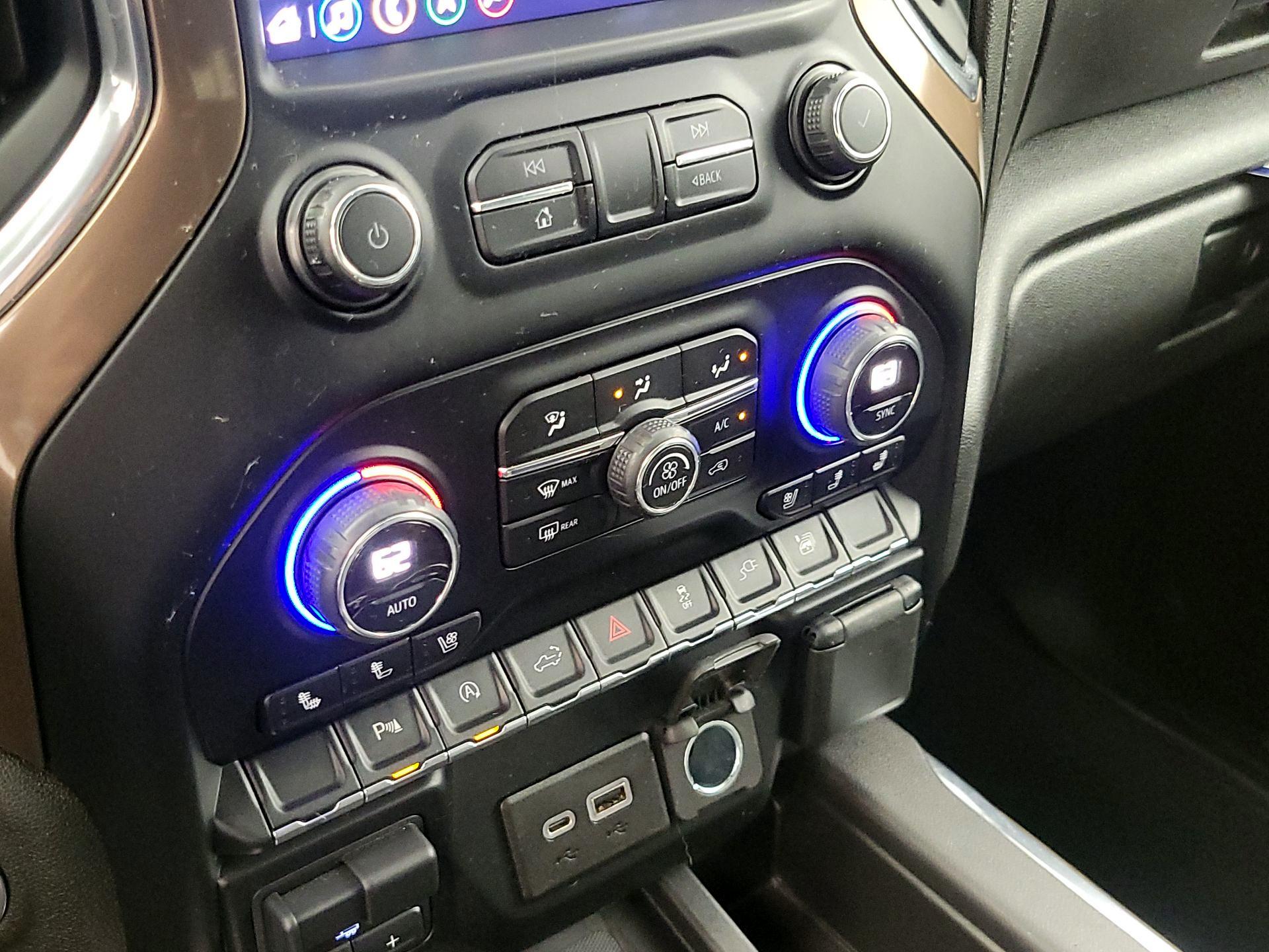 Thumbnail: 2019 Chevrolet Silverado 1500 - 16