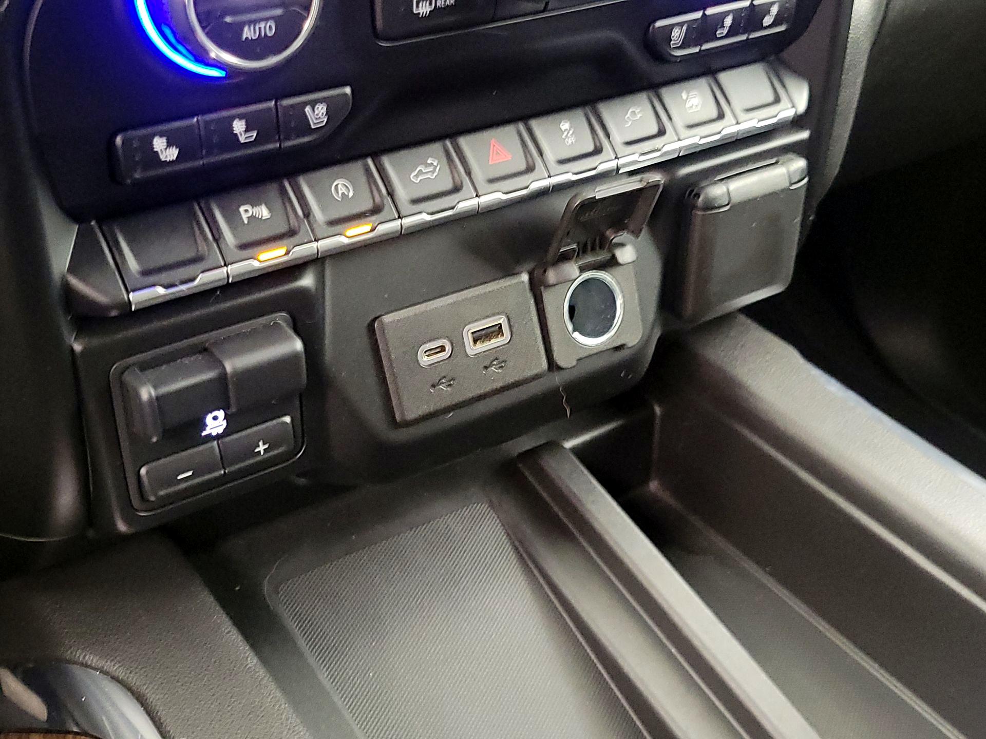 Thumbnail: 2019 Chevrolet Silverado 1500 - 18