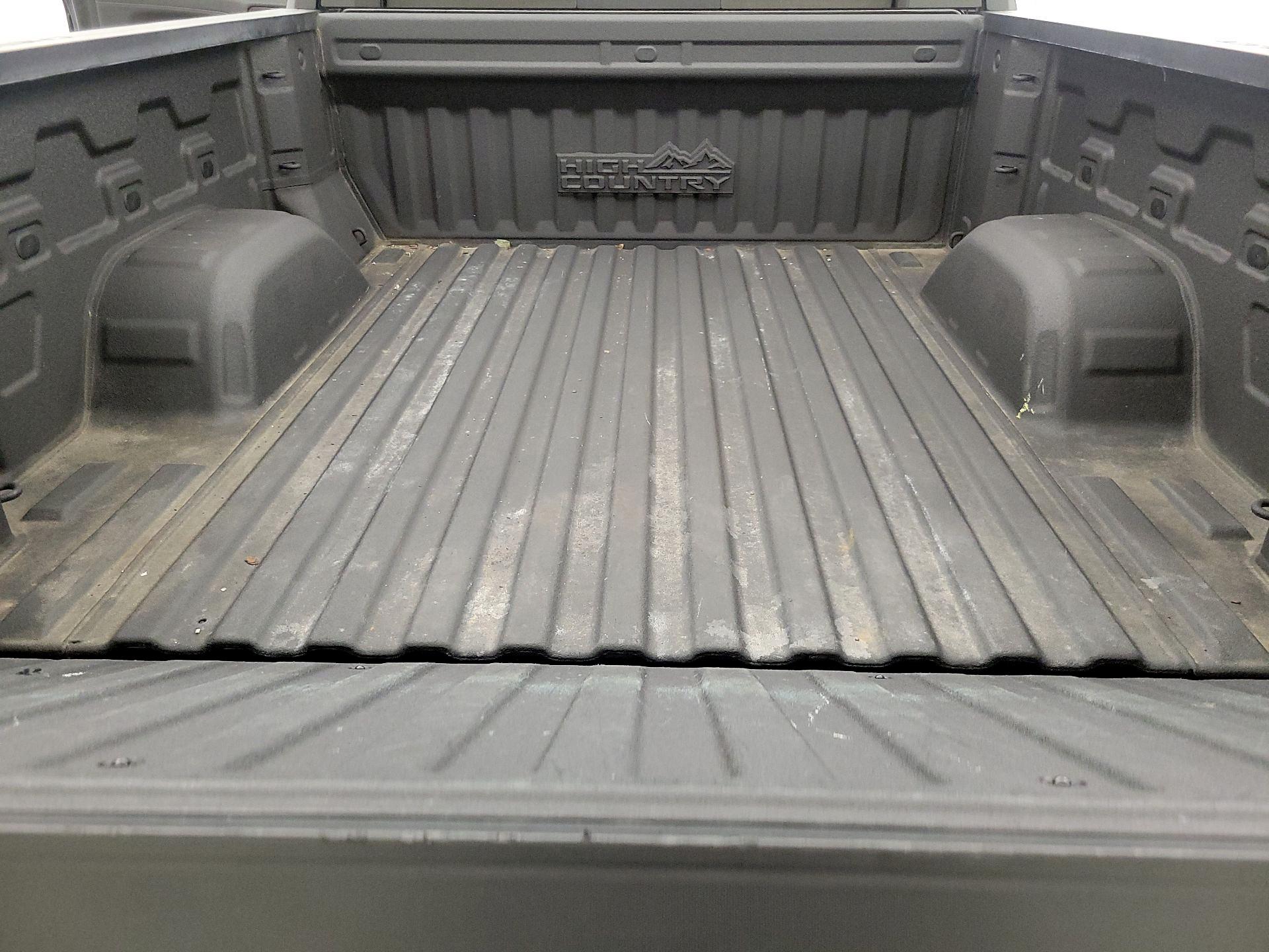 Thumbnail: 2019 Chevrolet Silverado 1500 - 20