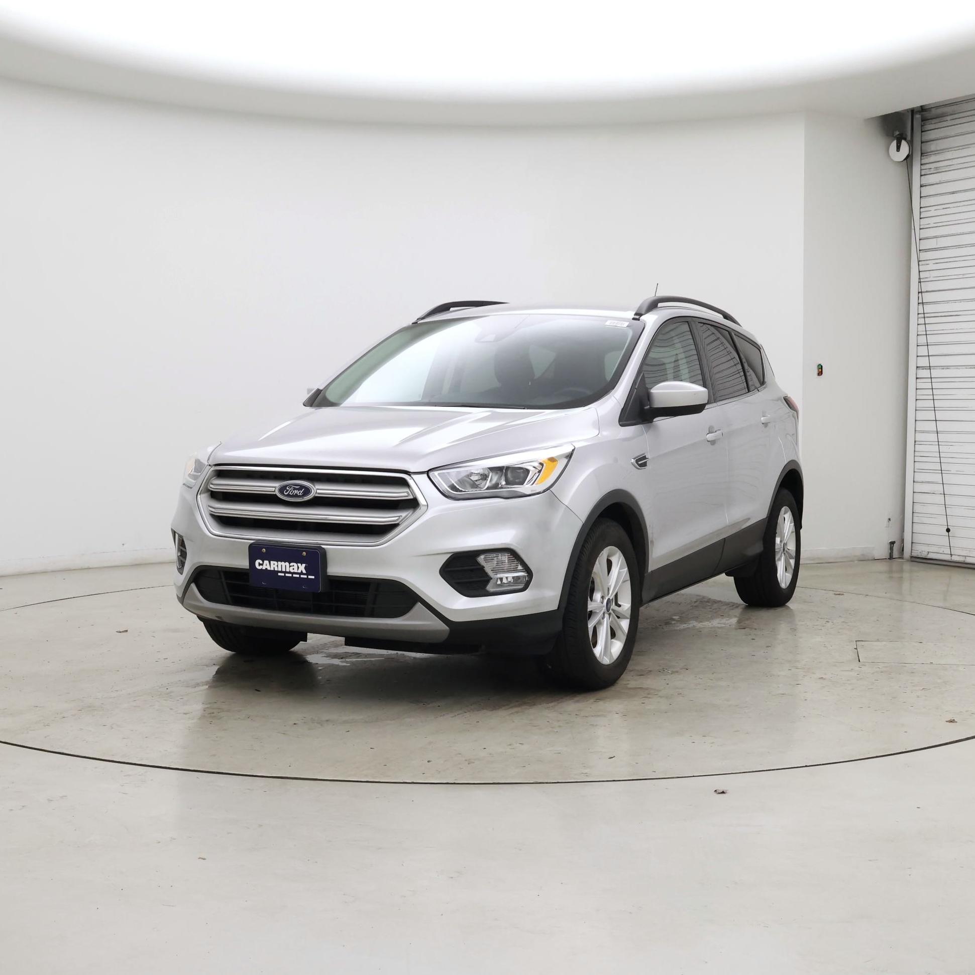 Thumbnail: 2019 Ford Escape - 4