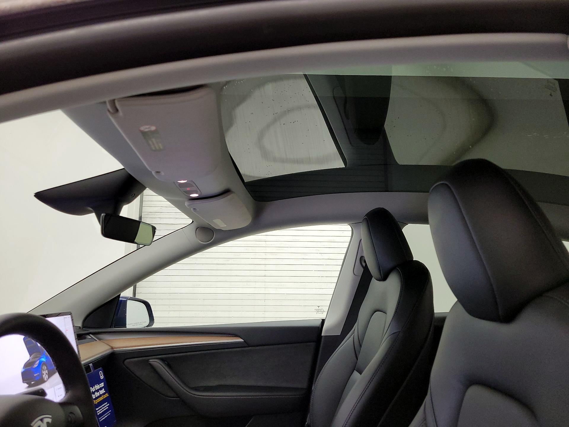 Thumbnail: 2023 Tesla Model Y - 18