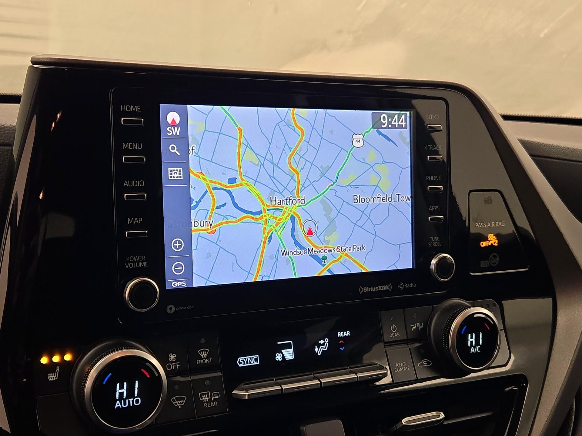 Thumbnail: 2021 Toyota Highlander - 14