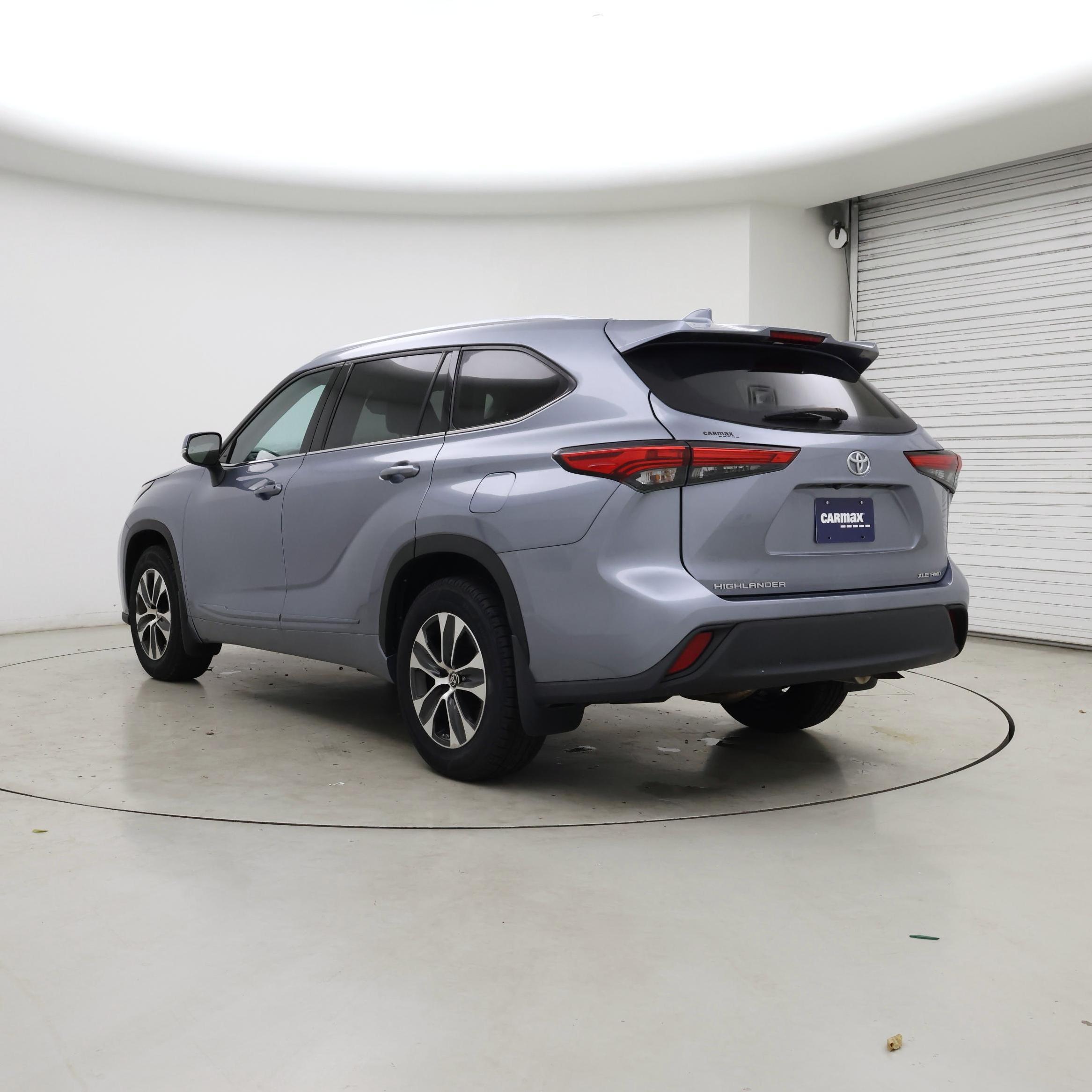 Thumbnail: 2021 Toyota Highlander - 2