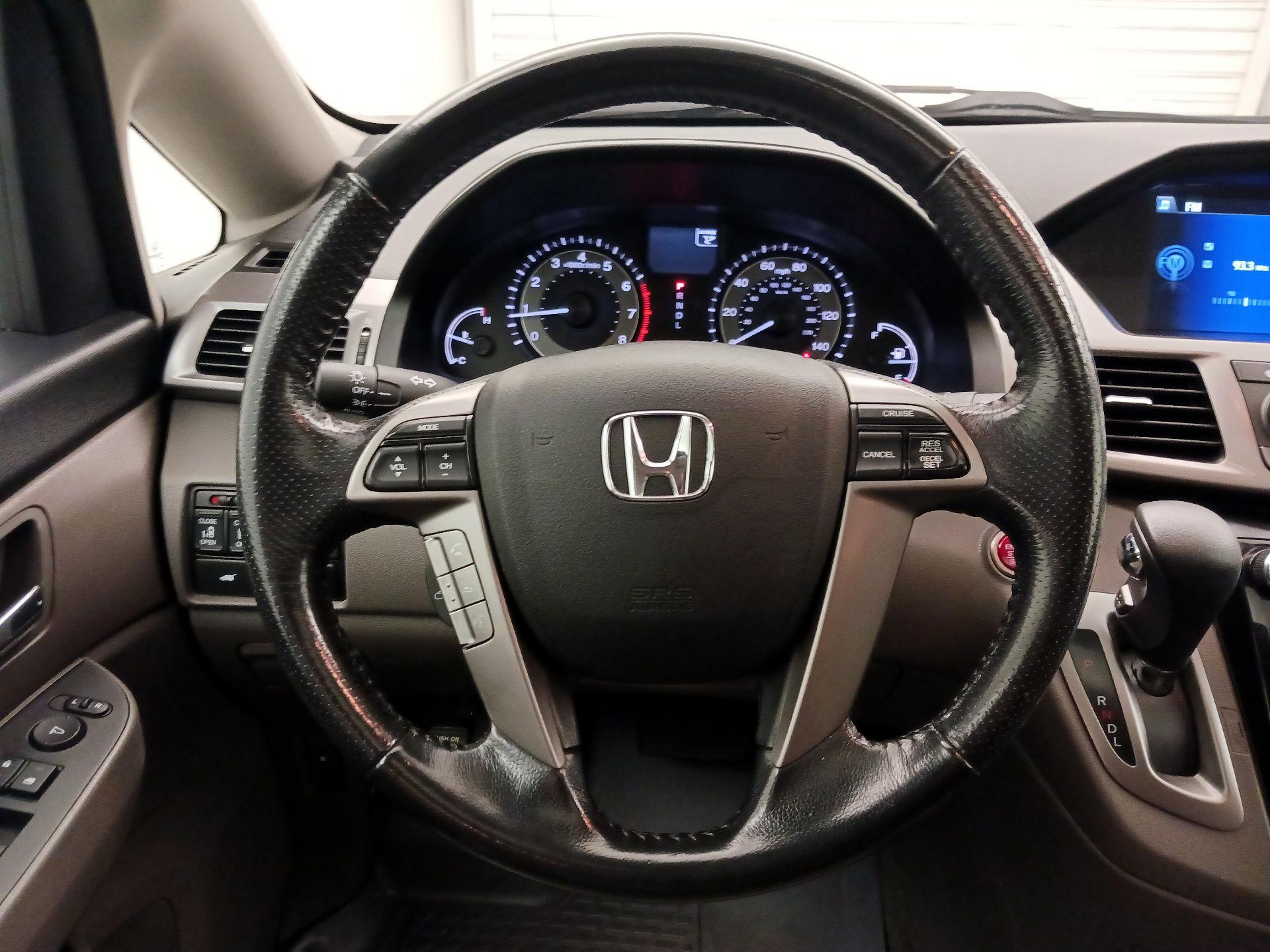 Thumbnail: 2016 Honda Odyssey - 10
