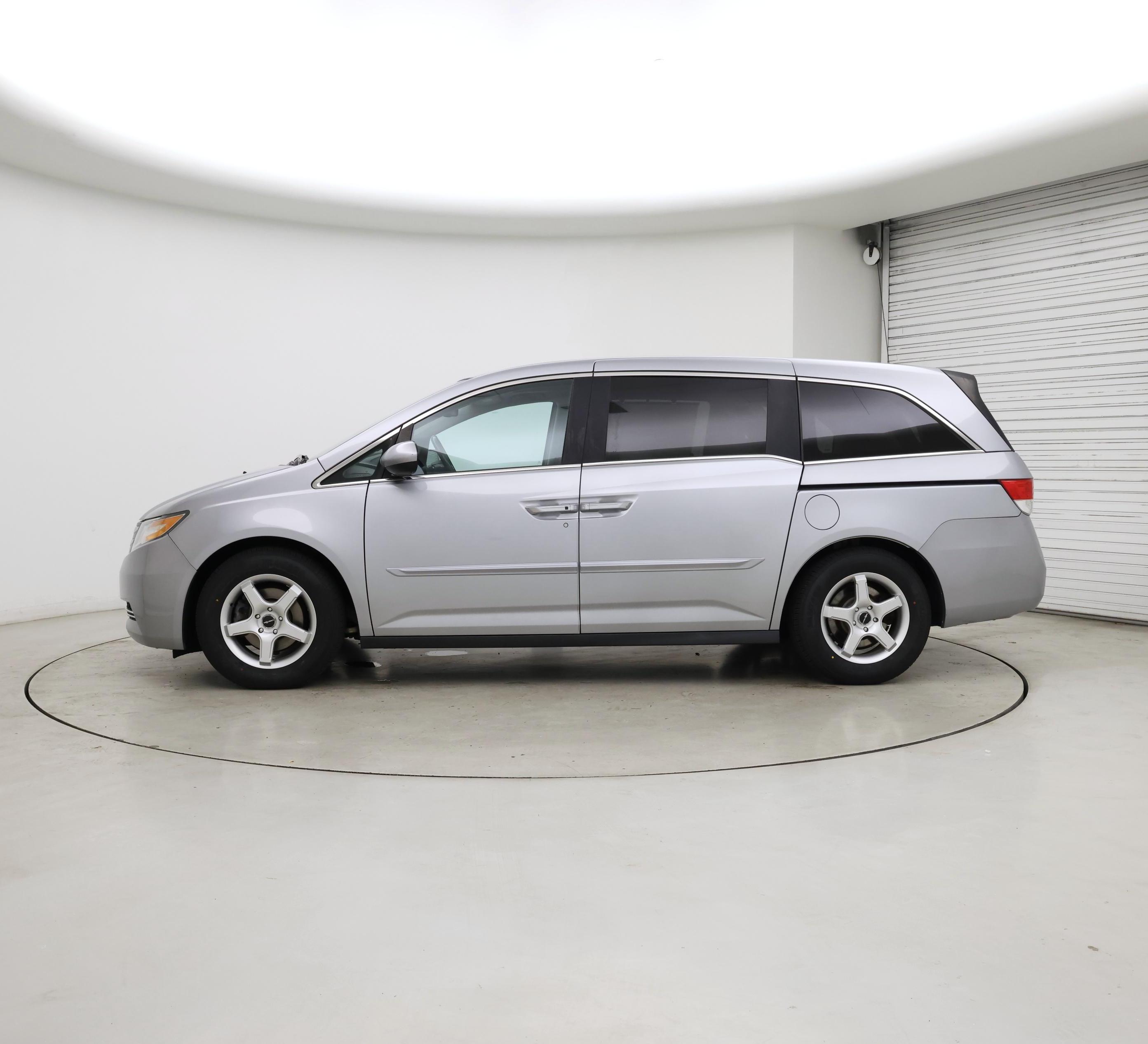 Thumbnail: 2016 Honda Odyssey - 3