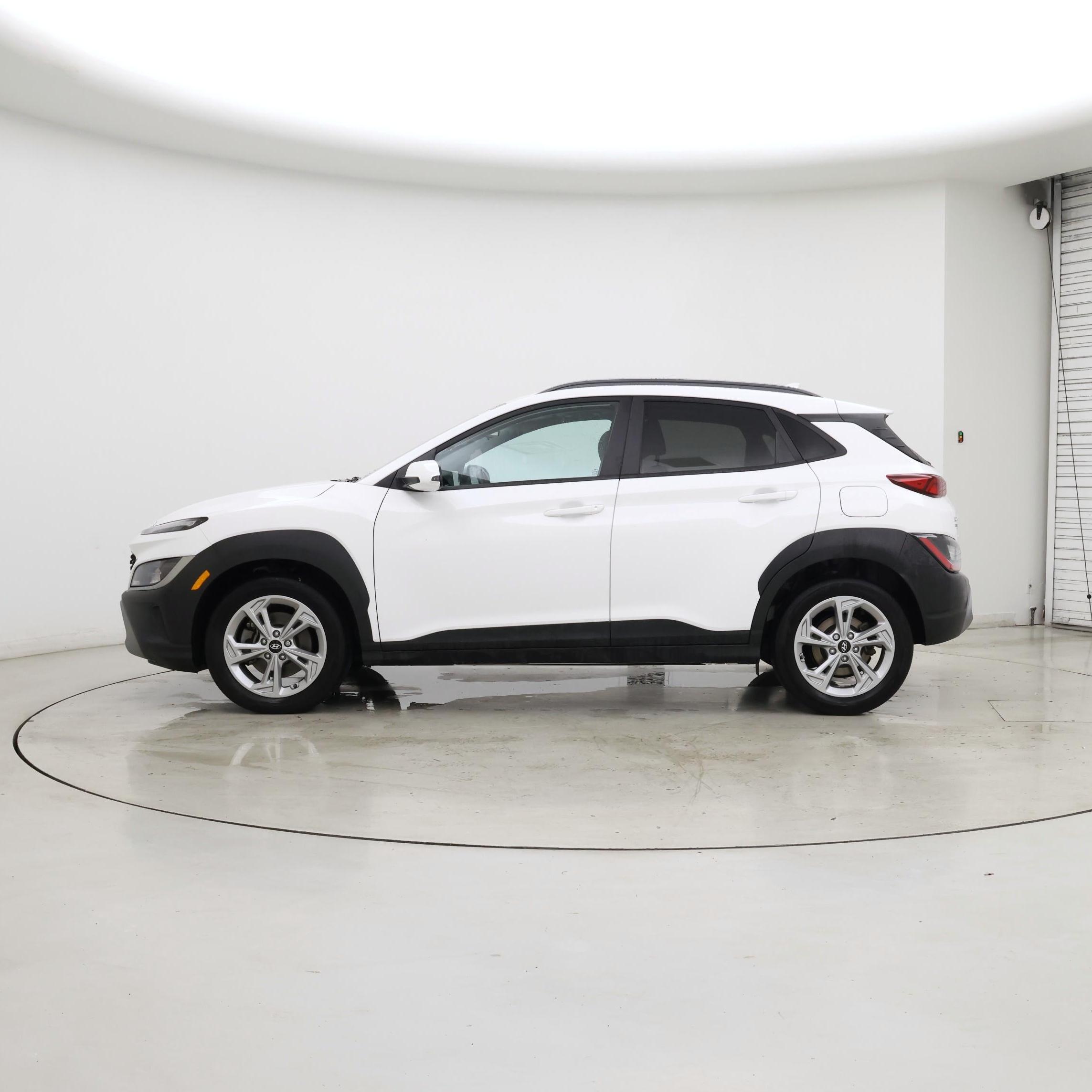 Thumbnail: 2023 Hyundai Kona - 3
