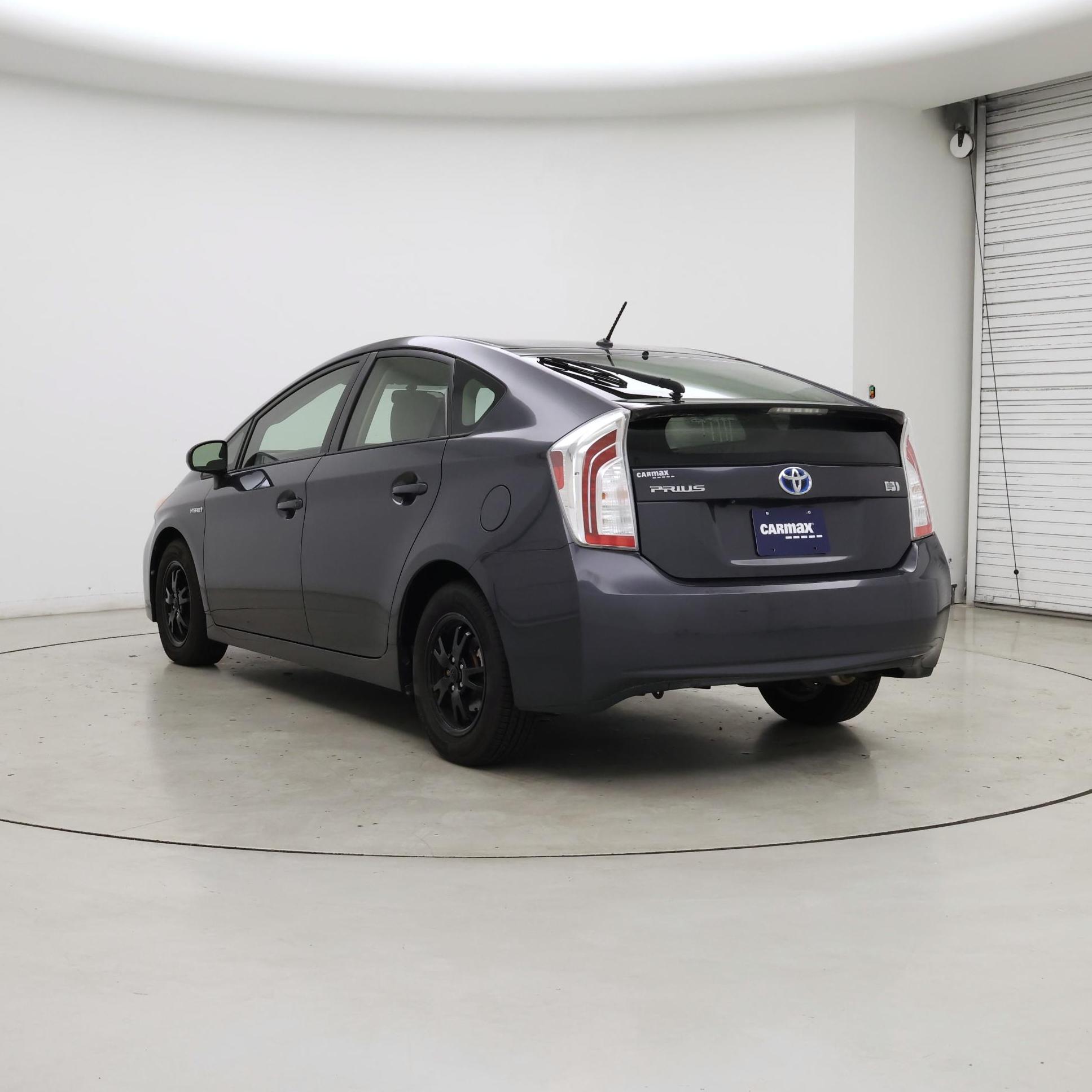 Thumbnail: 2015 Toyota Prius - 2