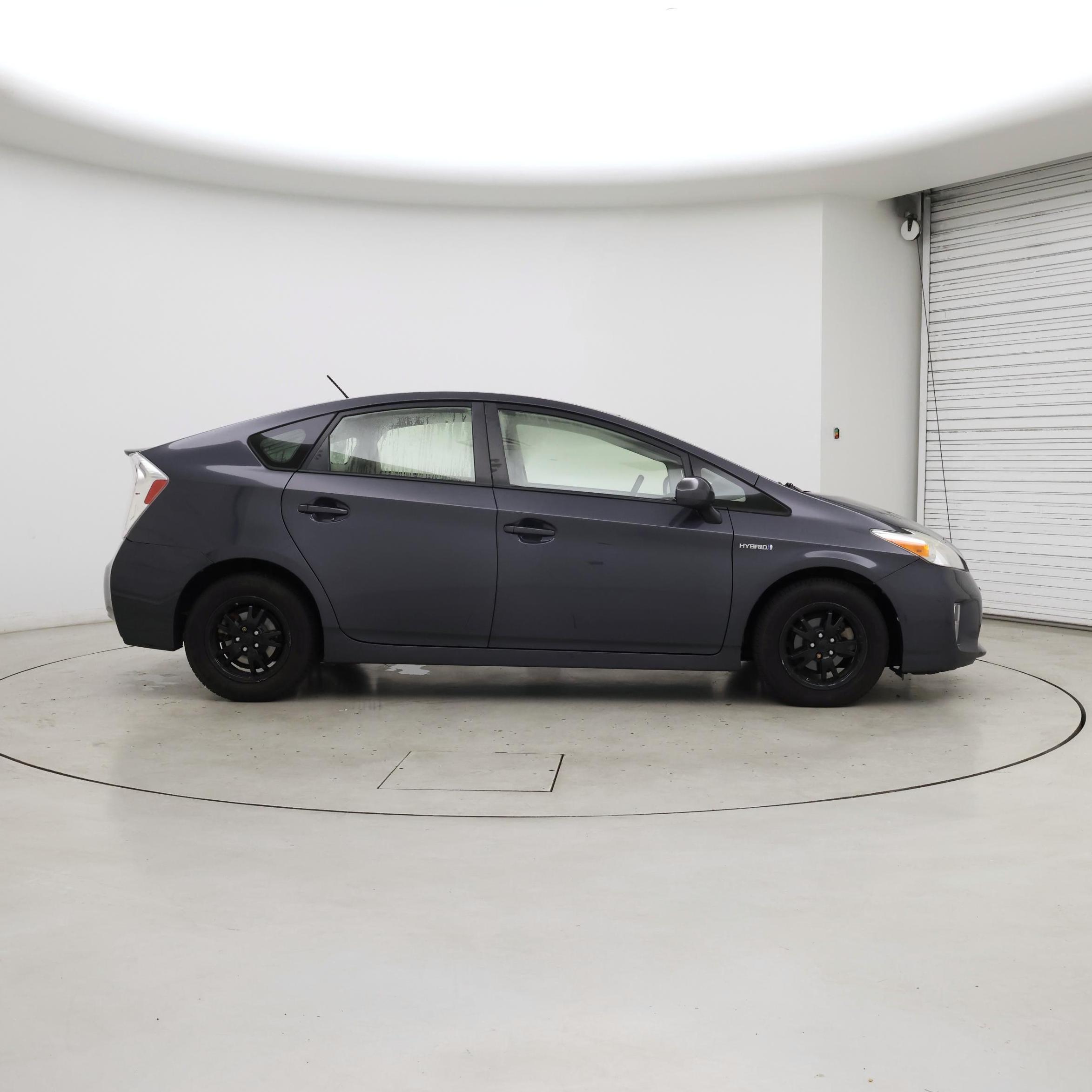 Thumbnail: 2015 Toyota Prius - 7