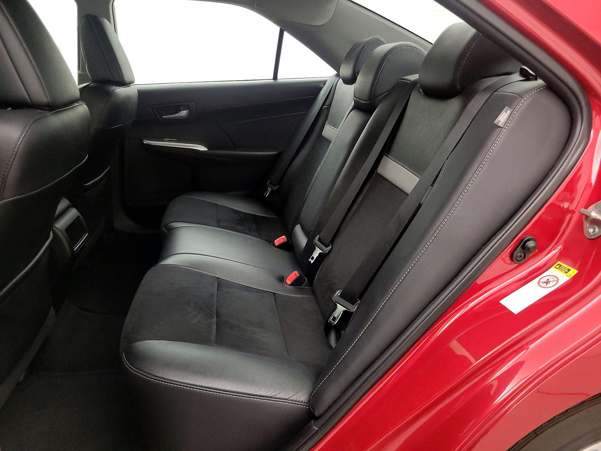 Thumbnail: 2014 Toyota Camry - 20