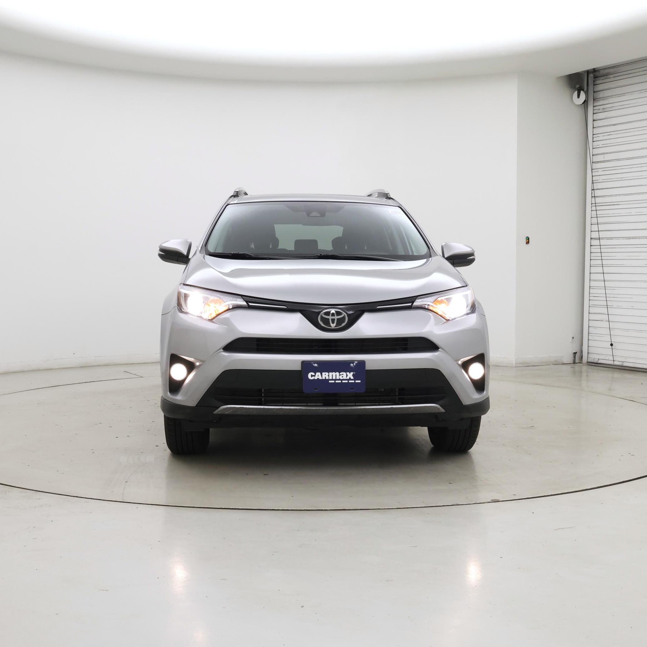 Thumbnail: 2018 Toyota RAV4 - 5