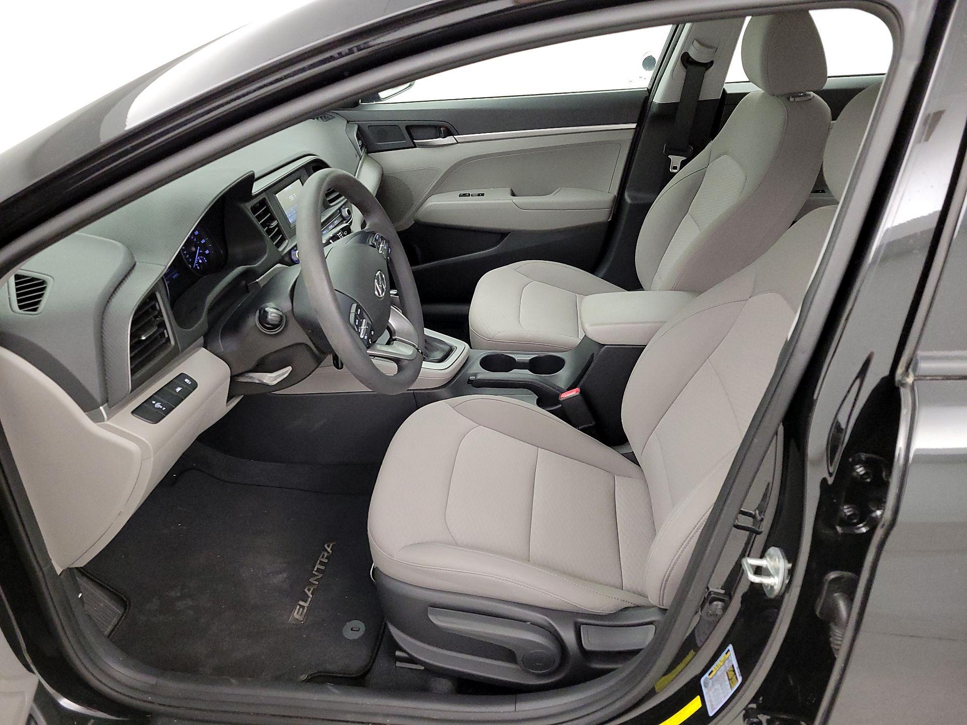 Thumbnail: 2020 Hyundai Elantra - 11