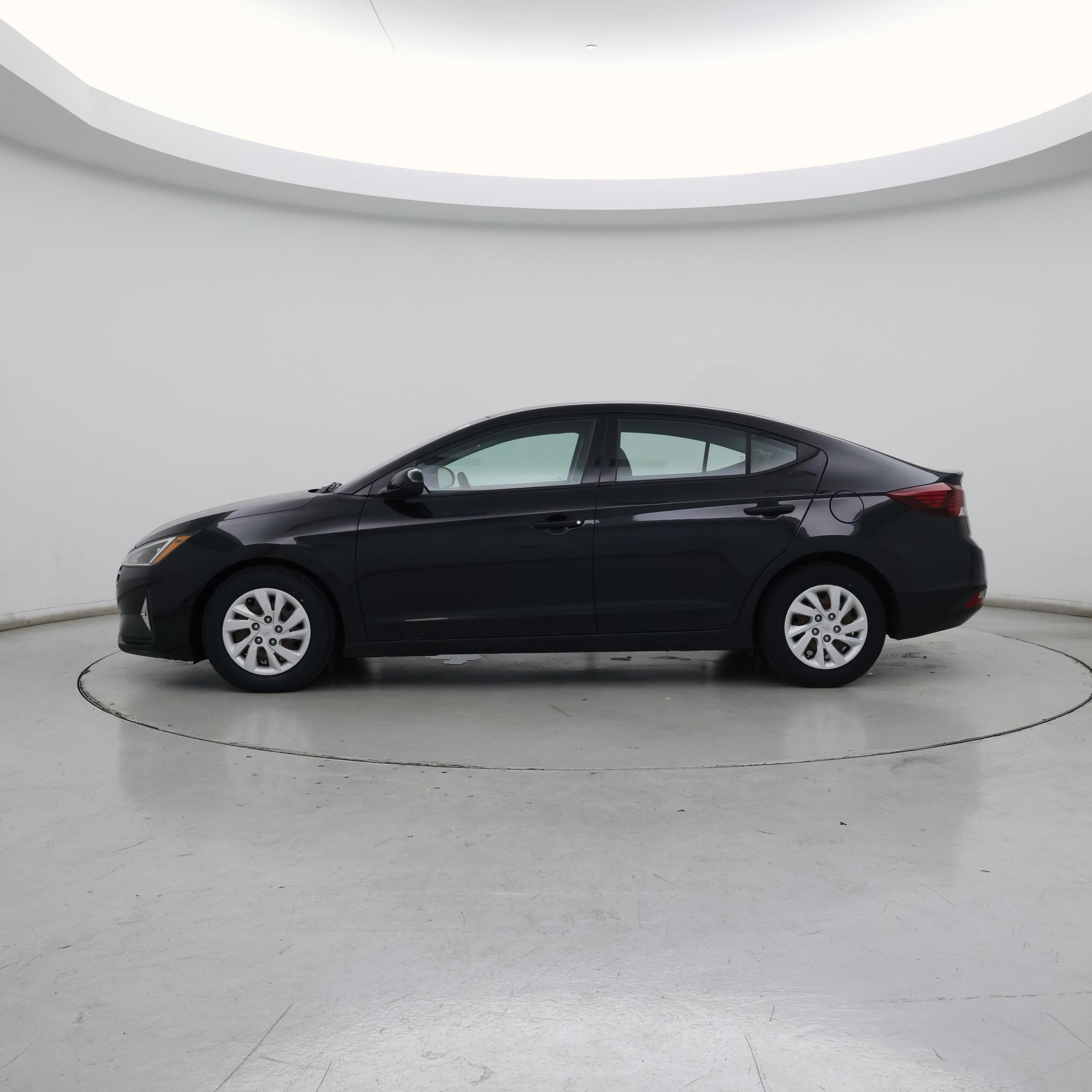 Thumbnail: 2020 Hyundai Elantra - 3