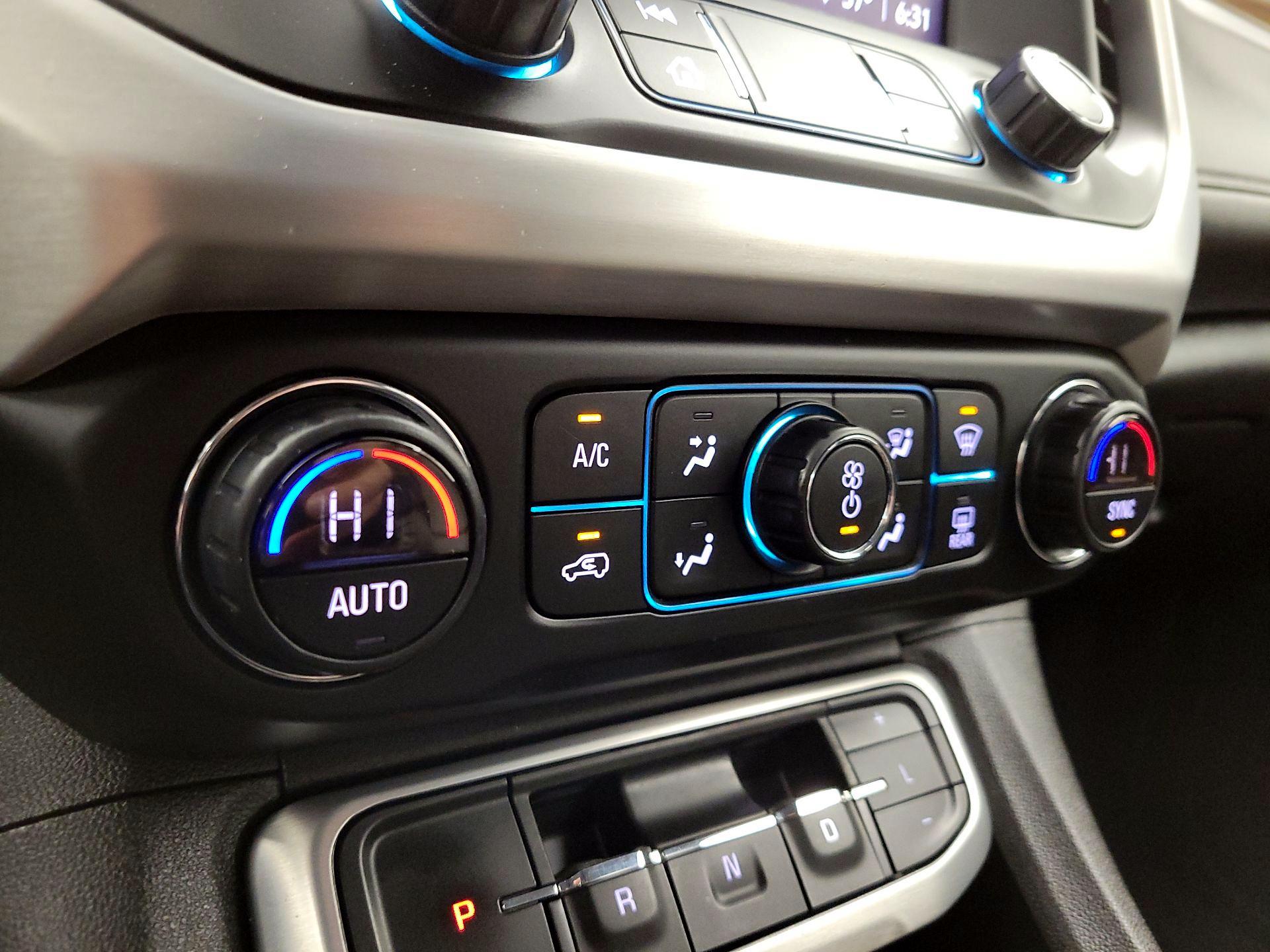 Thumbnail: 2021 GMC Acadia - 16