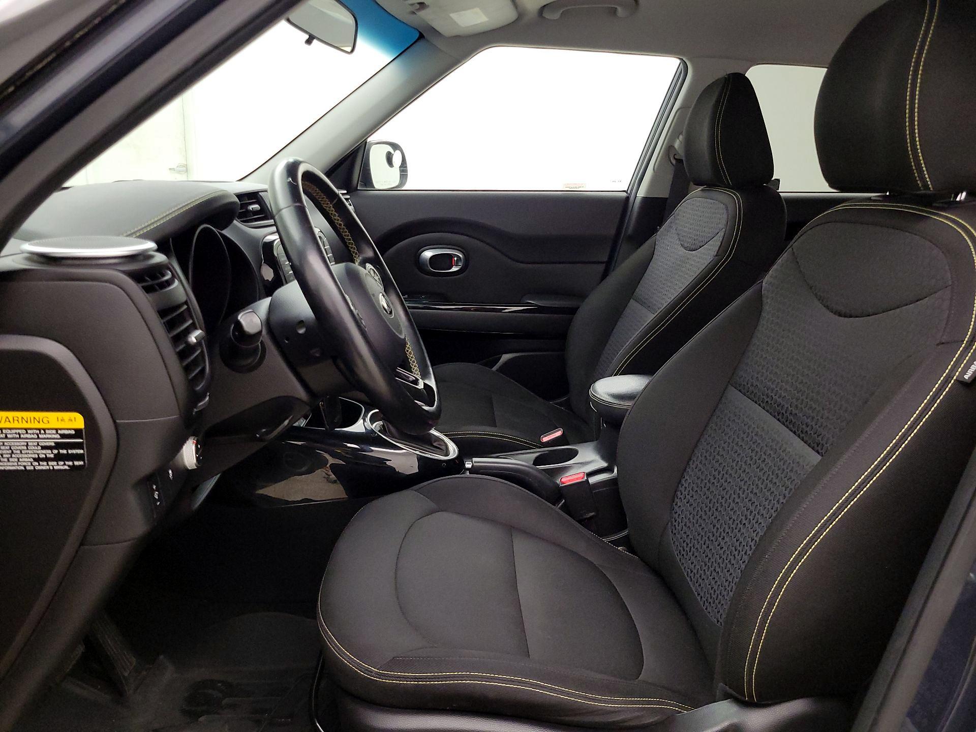 Thumbnail: 2015 Kia Soul - 11