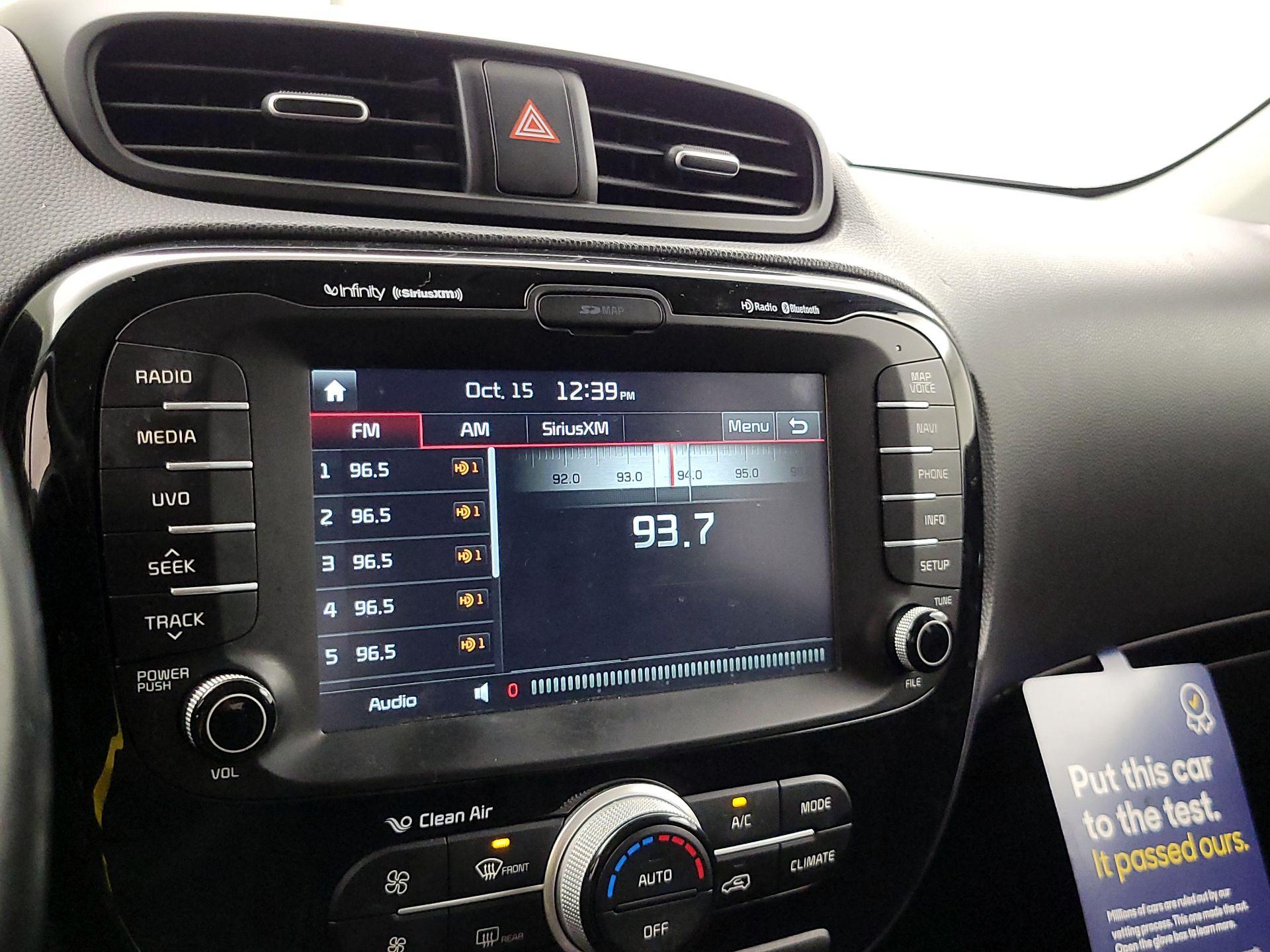 Thumbnail: 2015 Kia Soul - 16