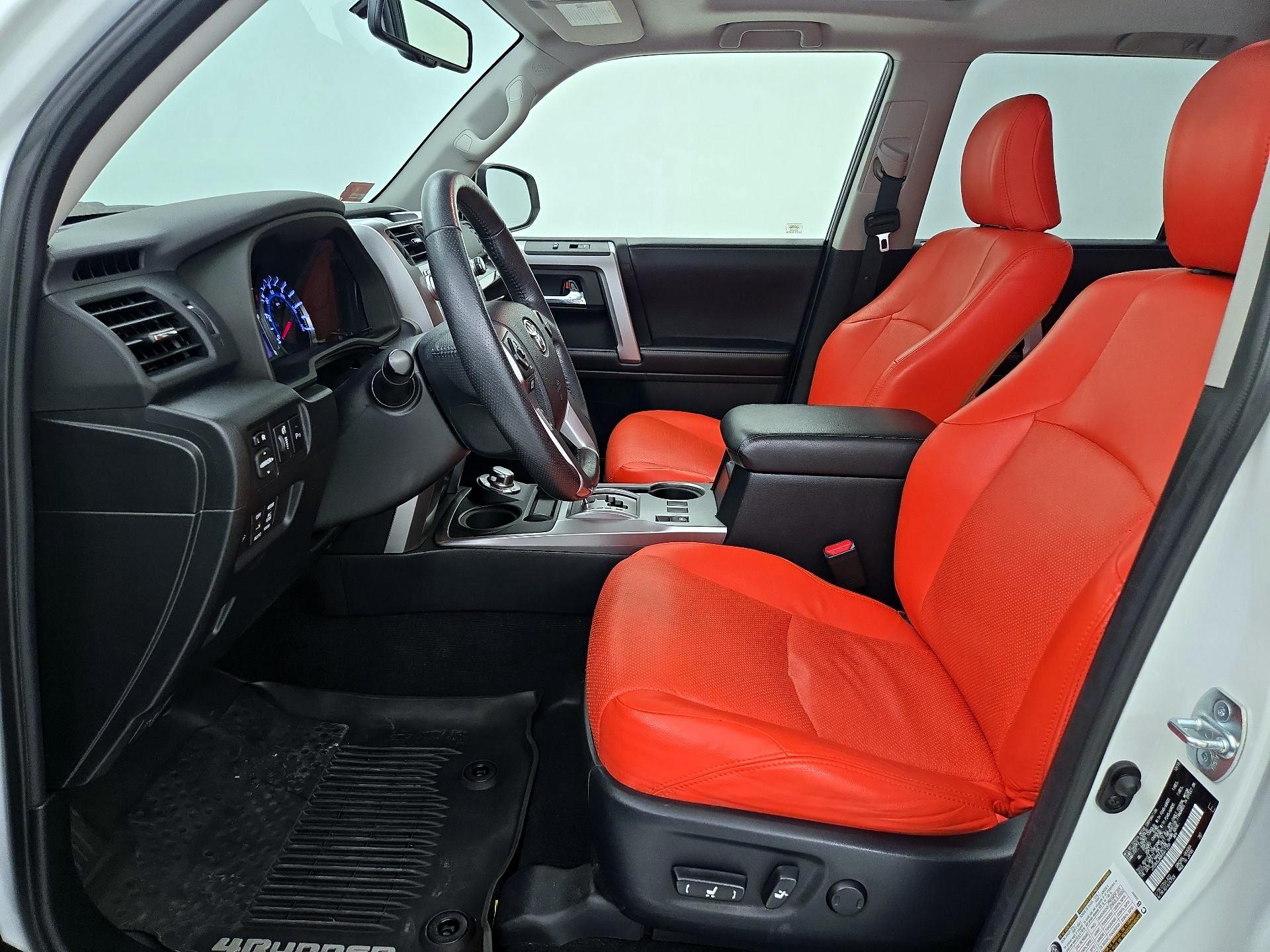 Thumbnail: 2017 Toyota 4Runner - 11
