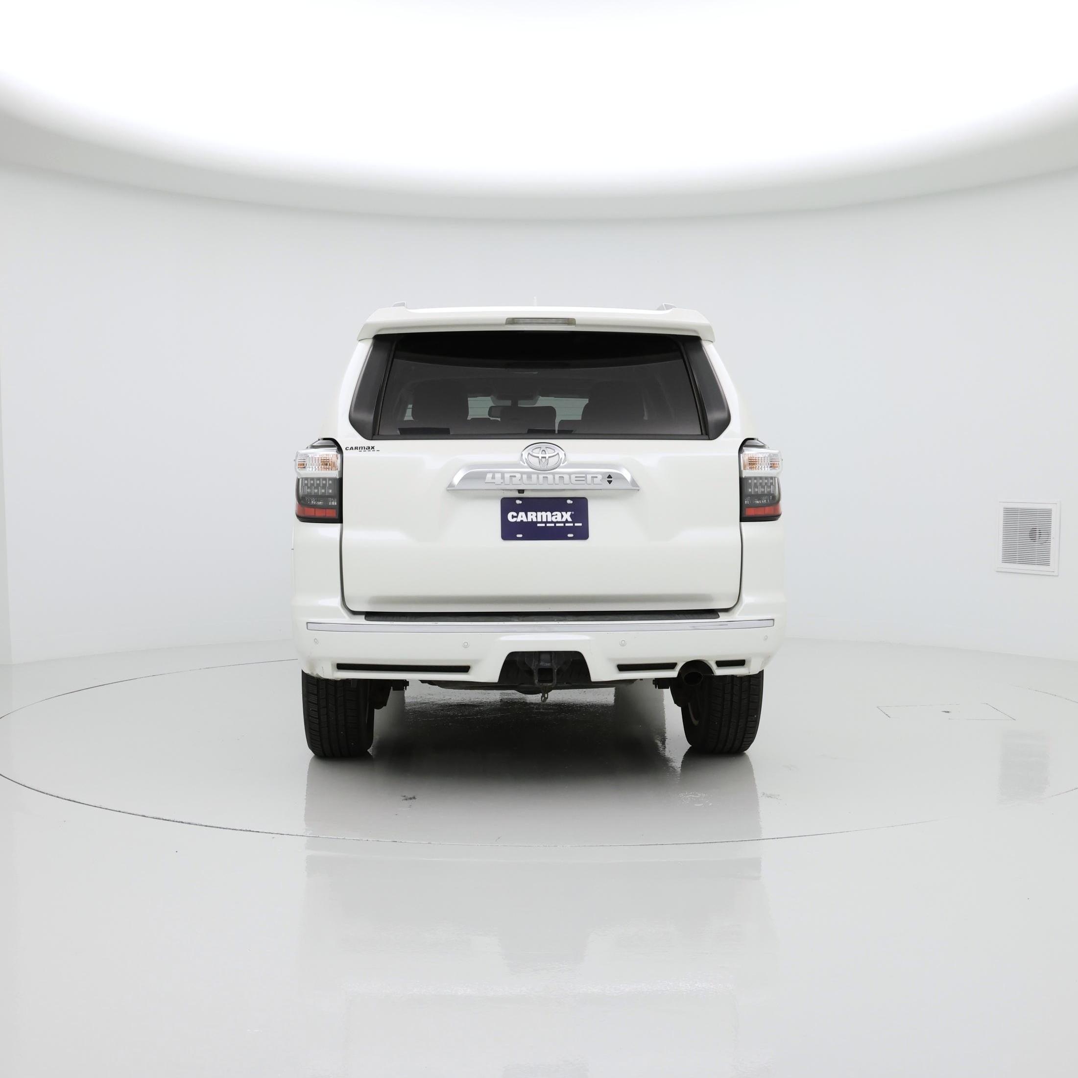 Thumbnail: 2017 Toyota 4Runner - 6