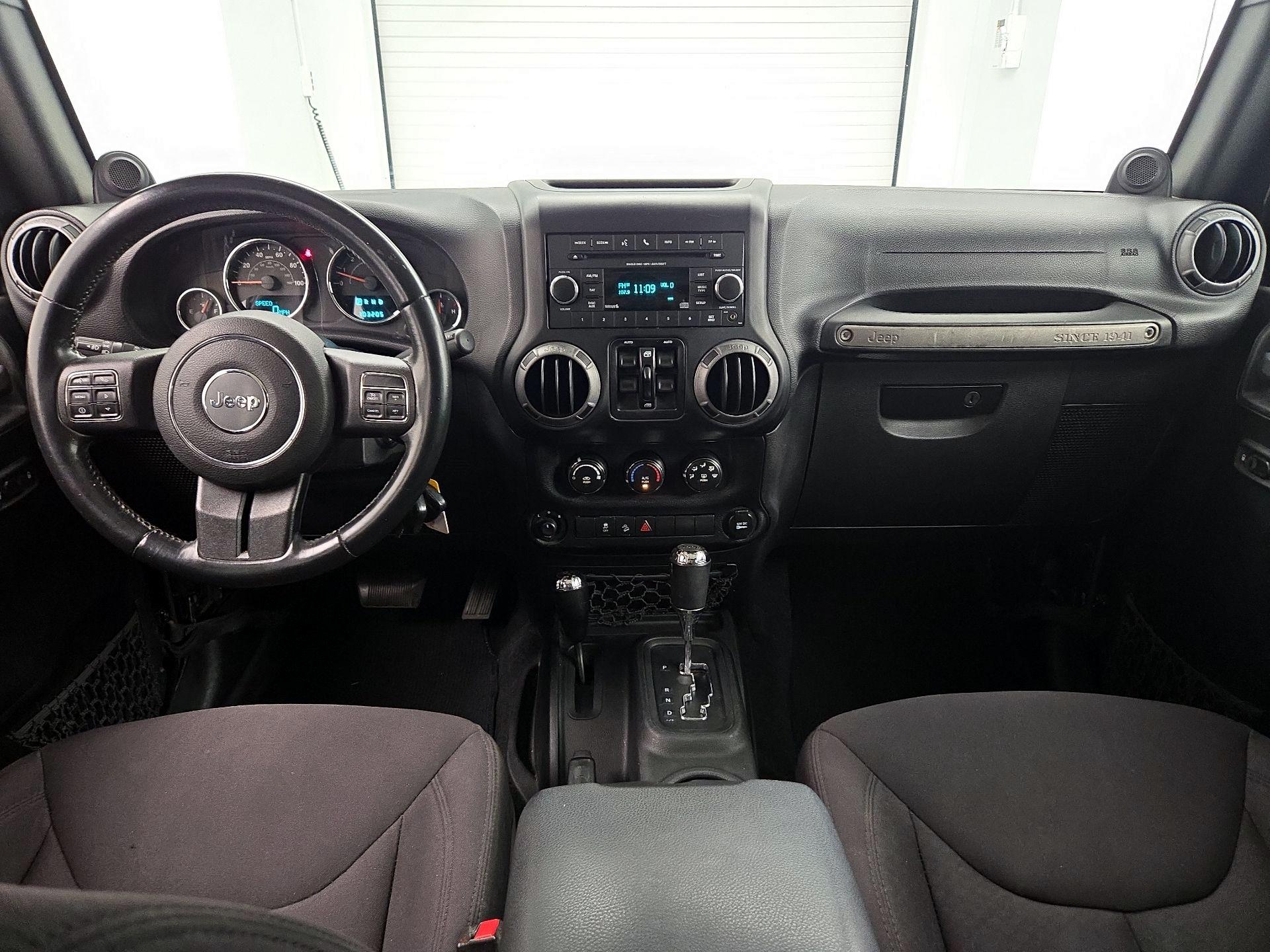 Thumbnail: 2014 Jeep Wrangler - 9