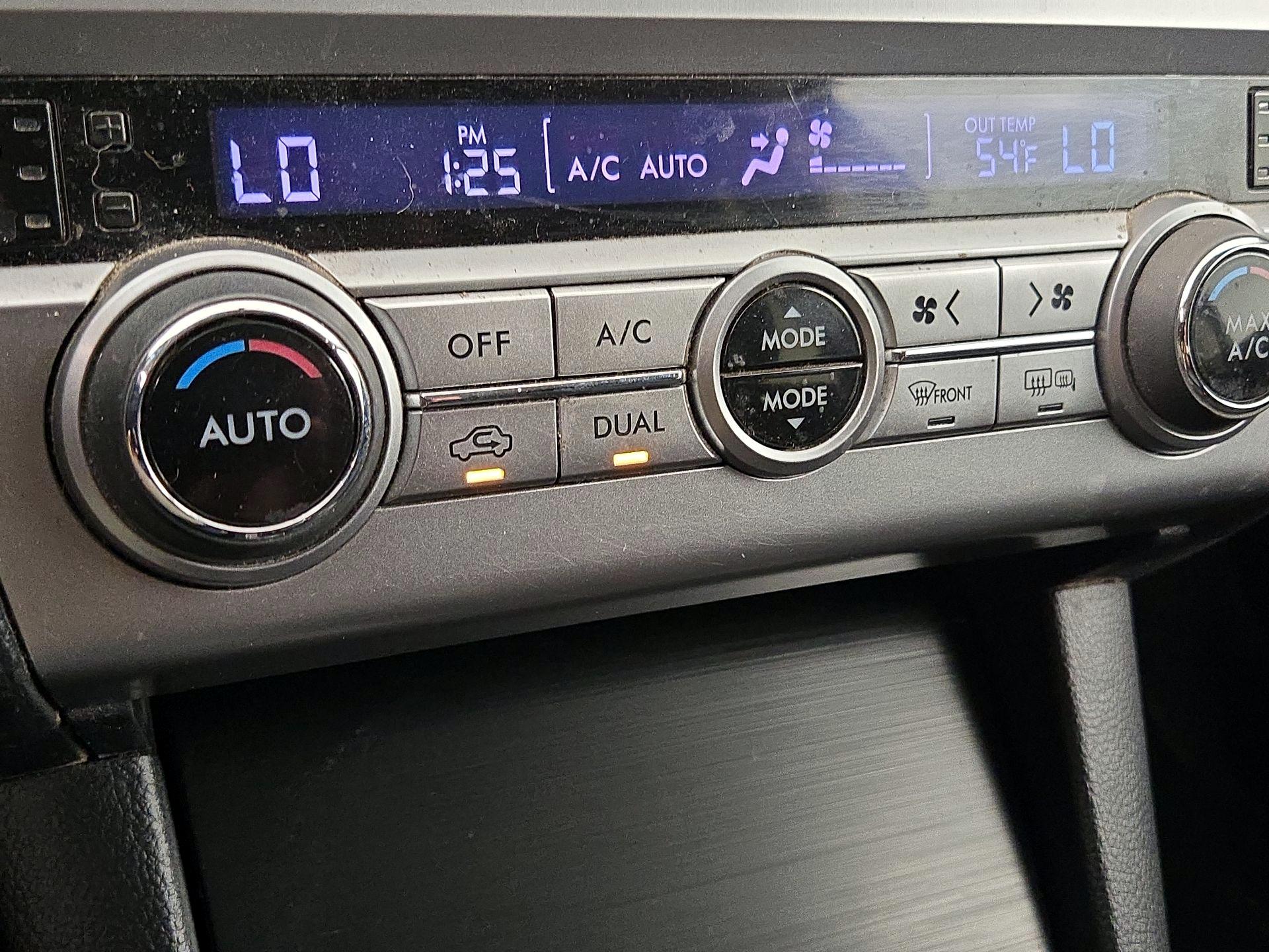 Thumbnail: 2016 Subaru Outback - 16