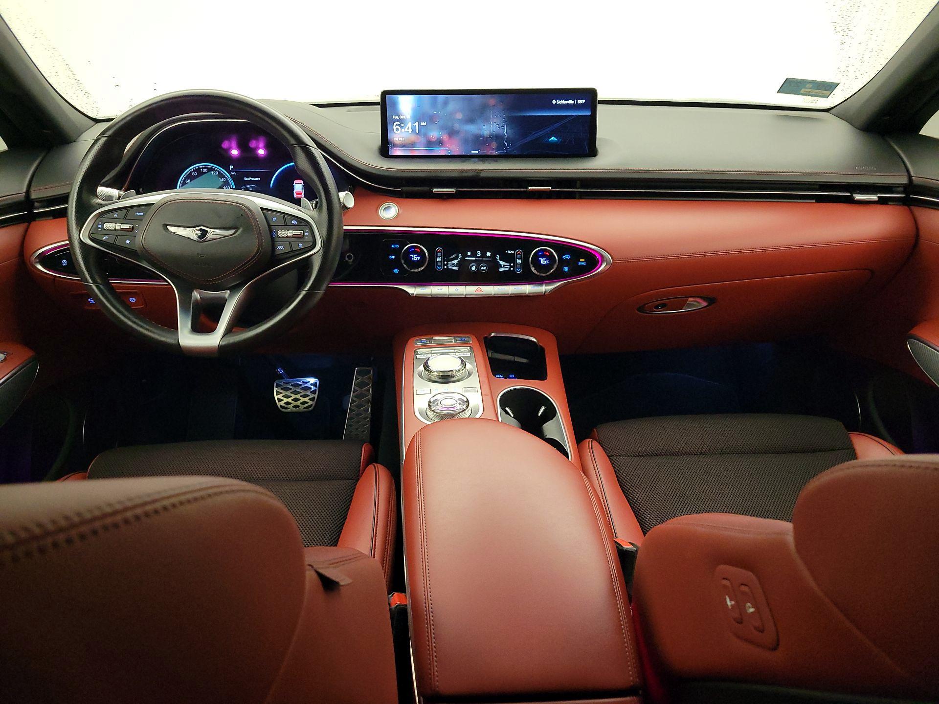 Thumbnail: 2023 Genesis GV70 - 9