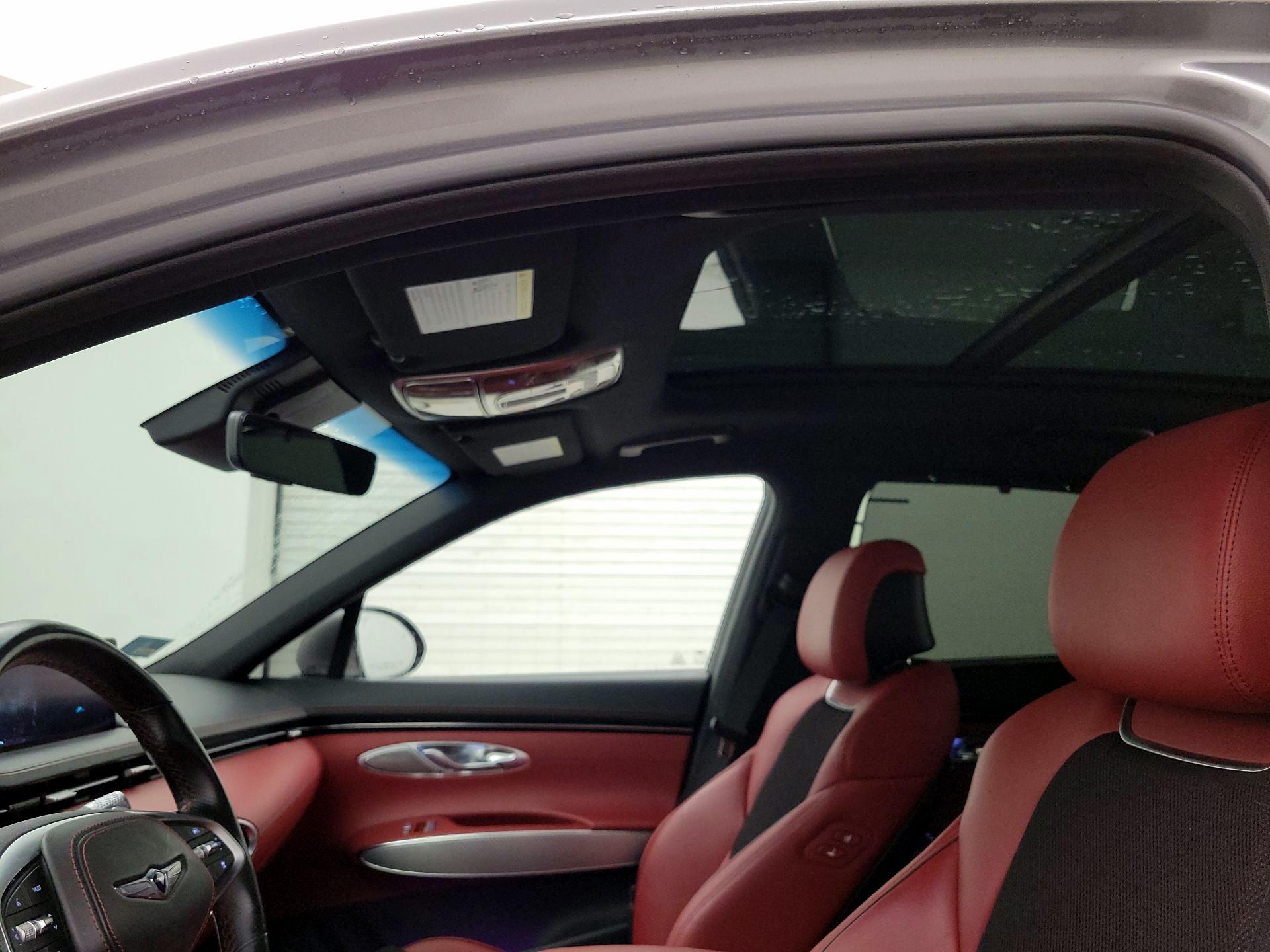 Thumbnail: 2023 Genesis GV70 - 20