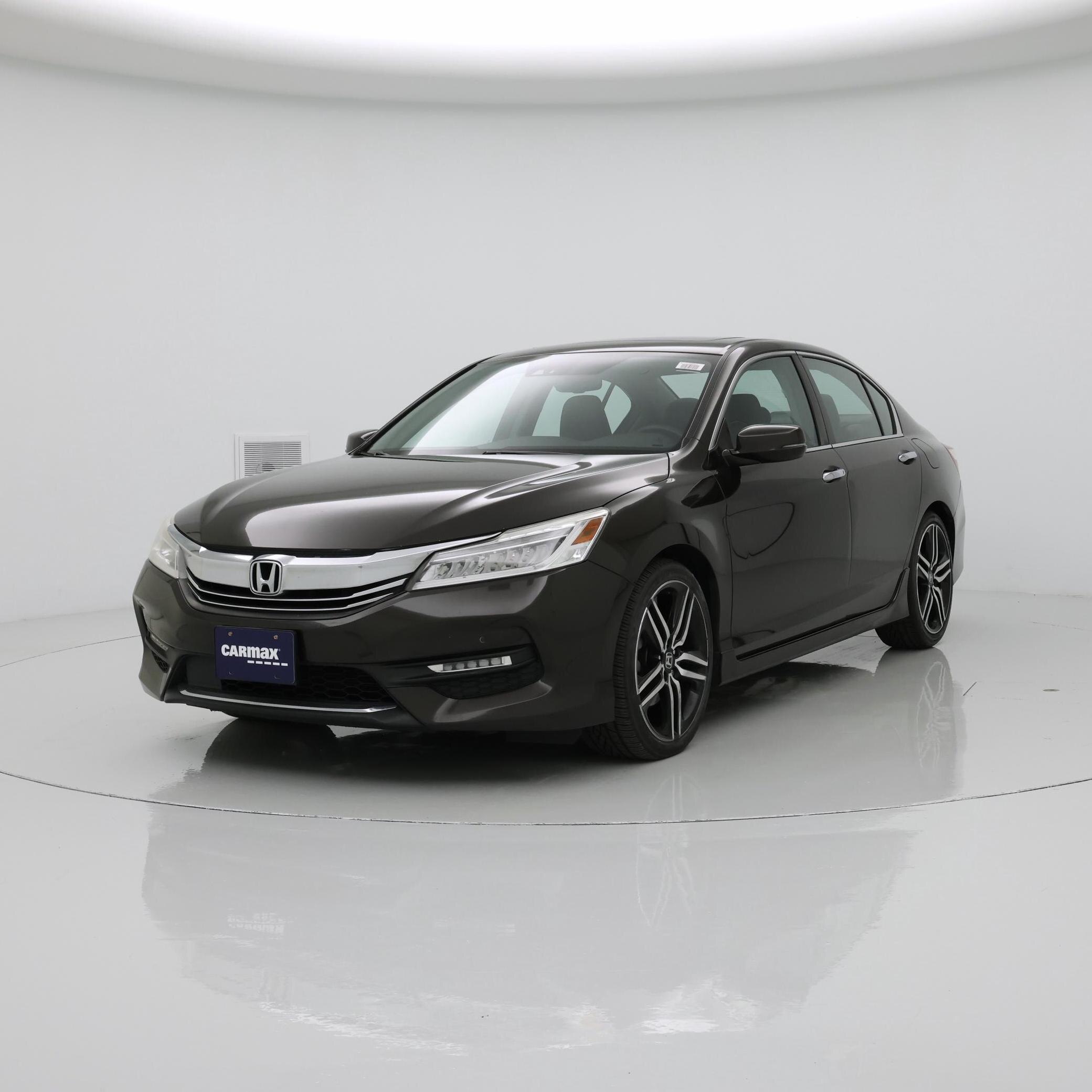 Thumbnail: 2016 Honda Accord - 4