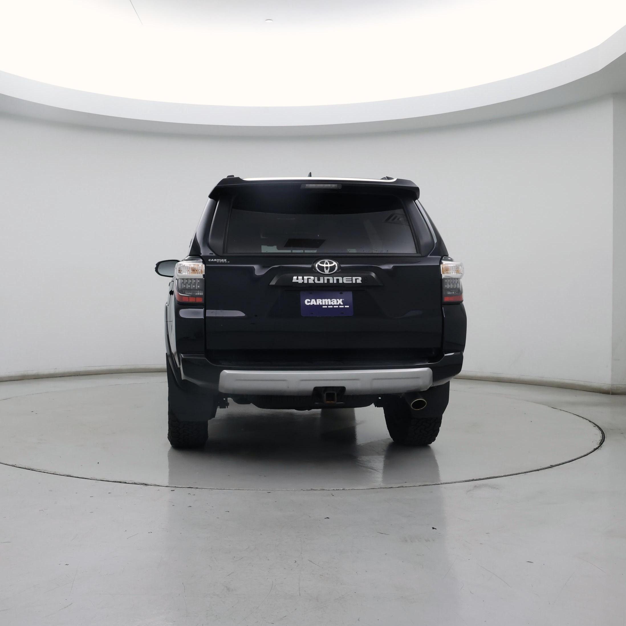 Thumbnail: 2022 Toyota 4Runner - 6