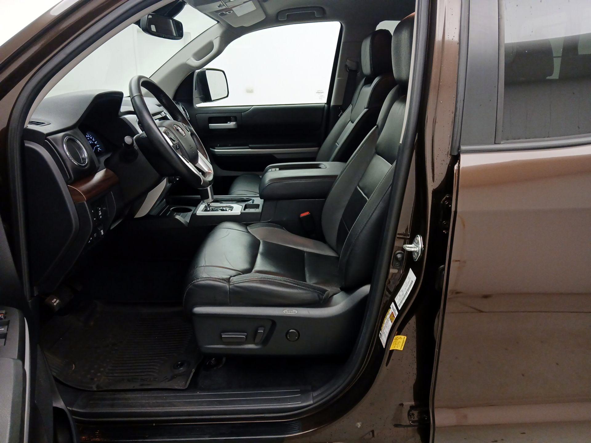 Thumbnail: 2021 Toyota Tundra - 11