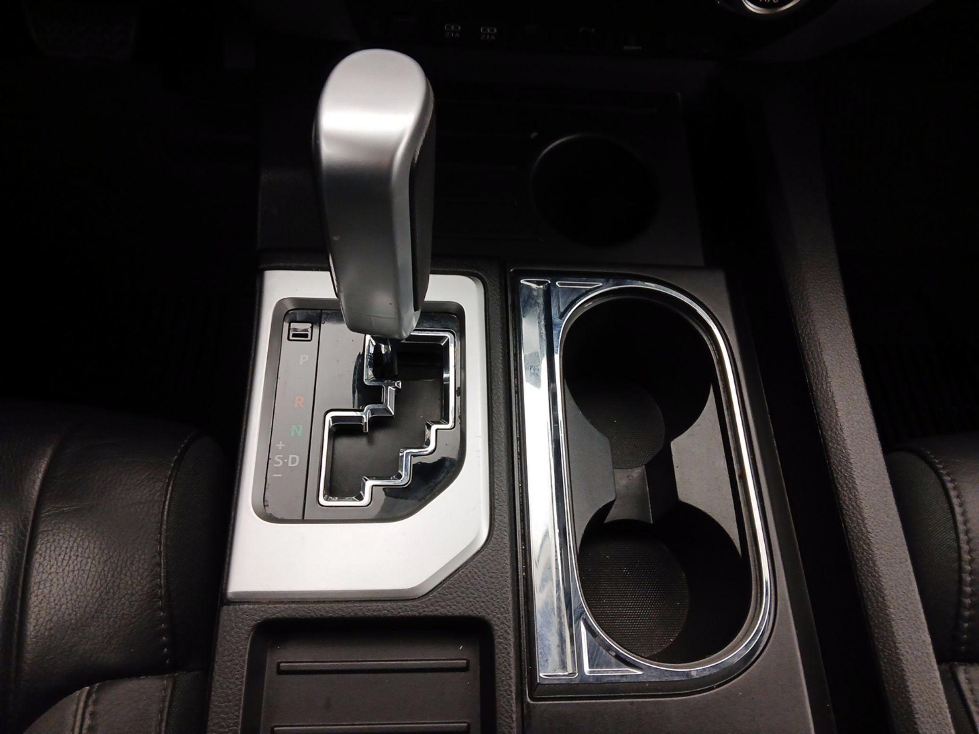 Thumbnail: 2021 Toyota Tundra - 18