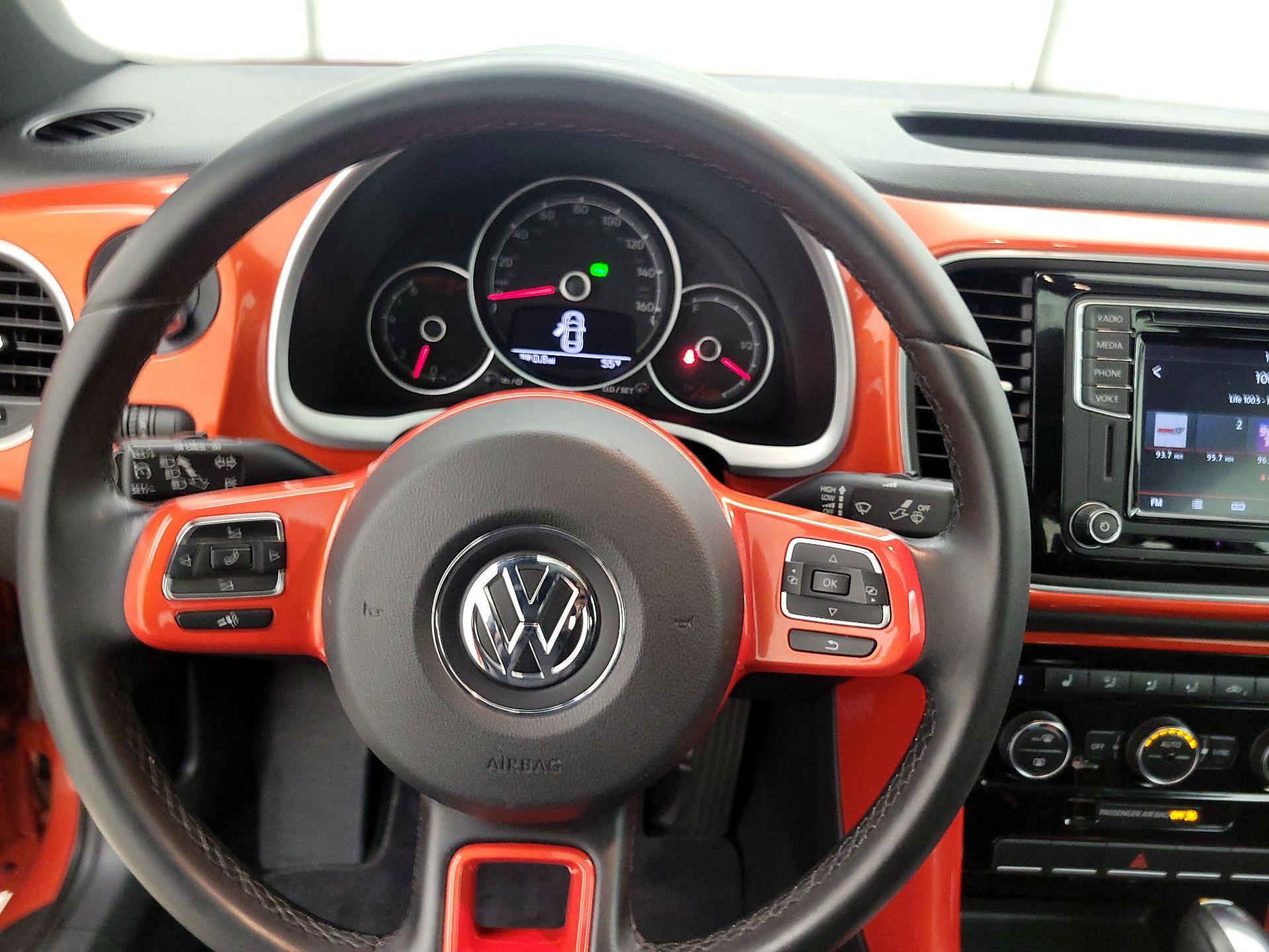 Thumbnail: 2019 Volkswagen Beetle - 10