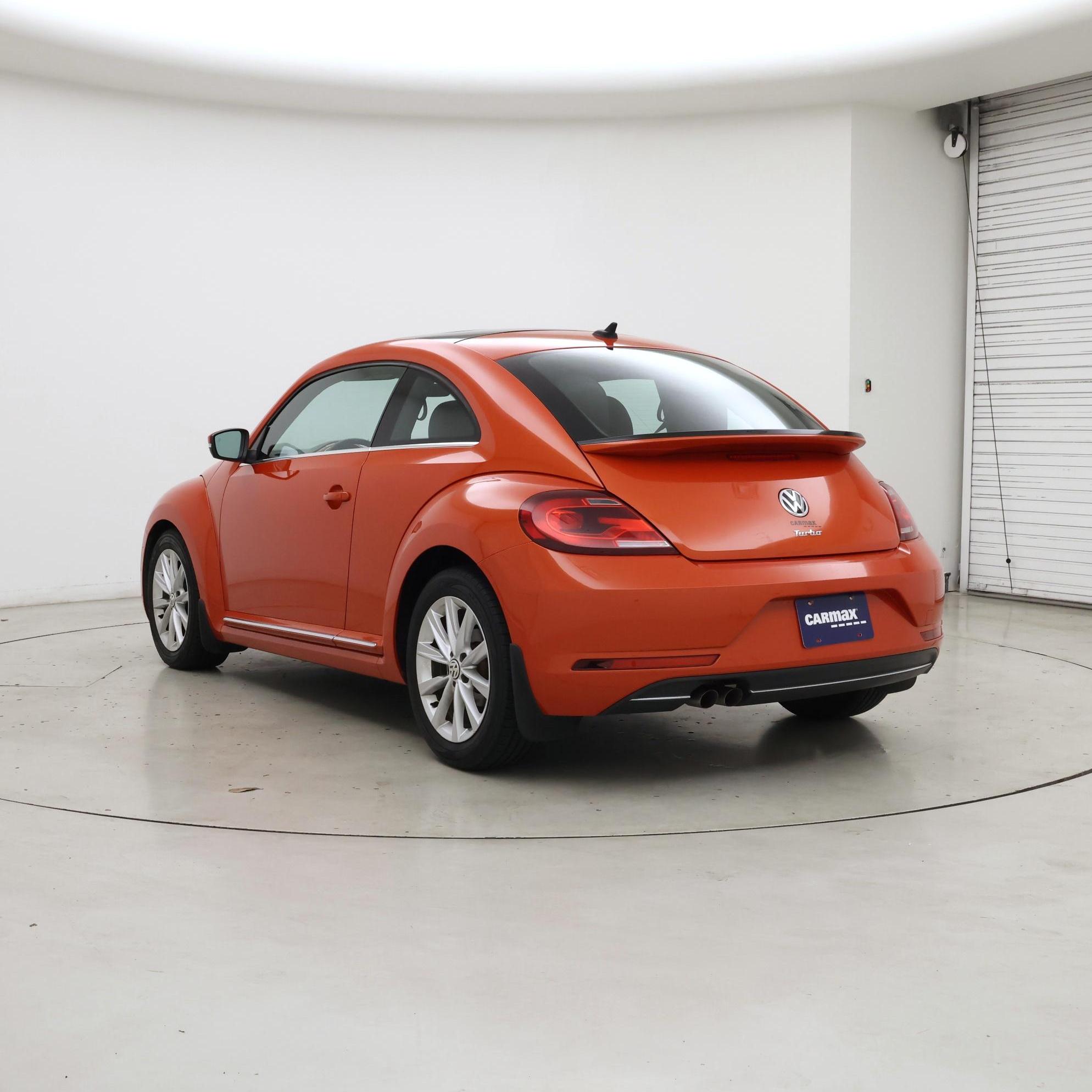 Thumbnail: 2019 Volkswagen Beetle - 2