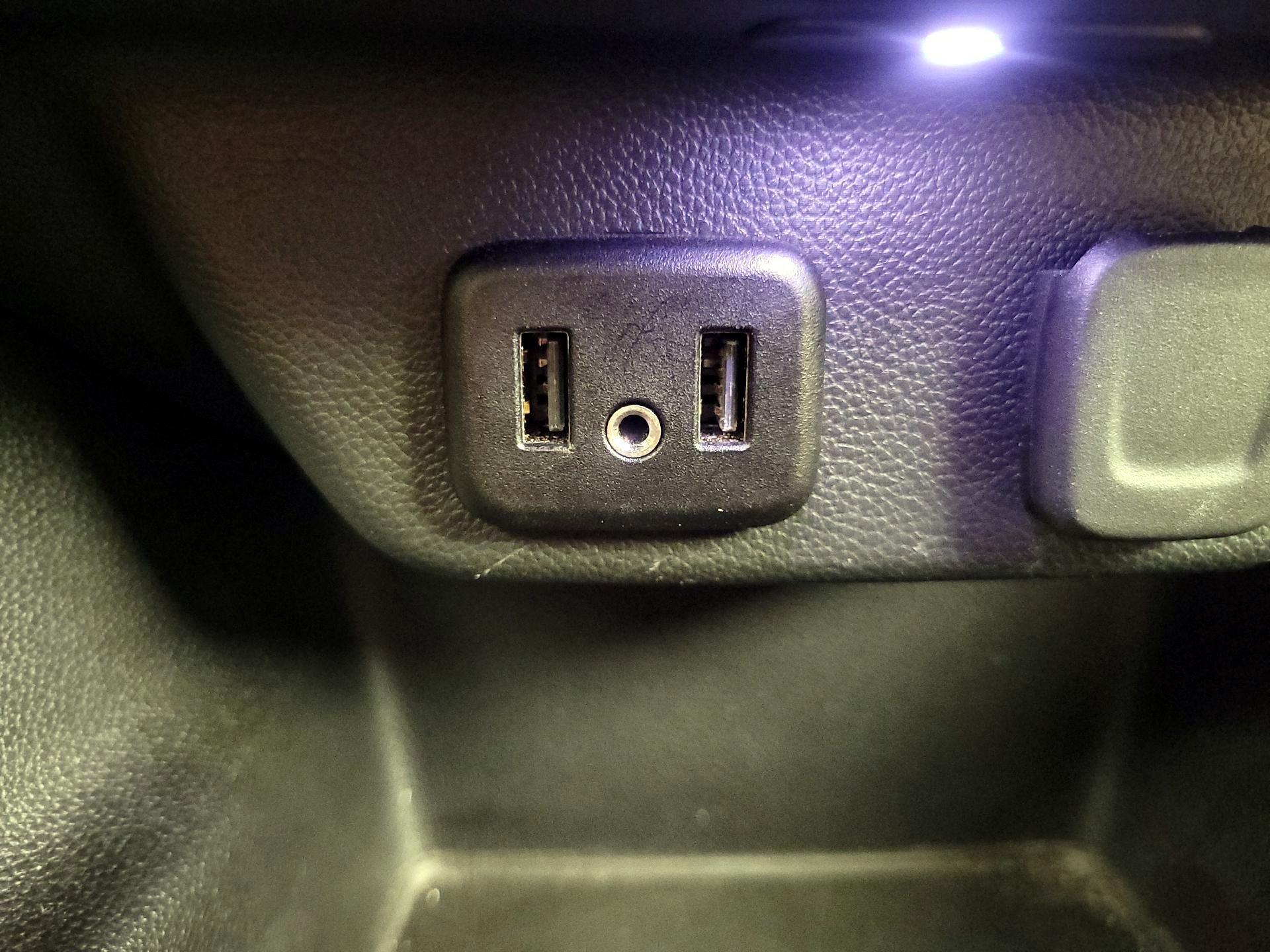 Thumbnail: 2023 Chevrolet Traverse - 18